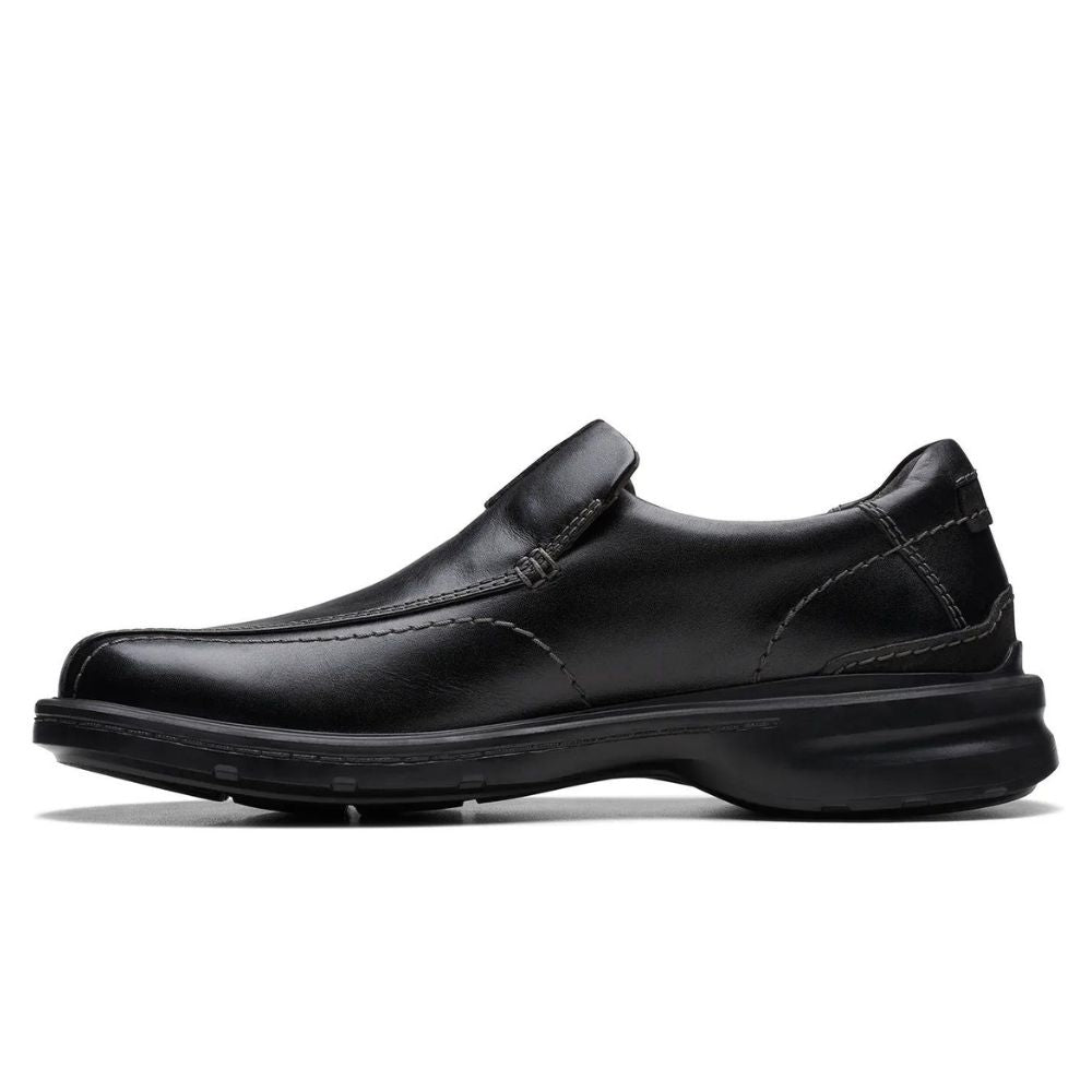 Clarks Gessler Step Black Leather - Classic Sophistication