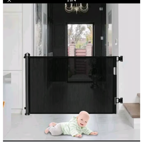 In/Outdoor Retractable Baby, 33" Tall, Extends up to 55'' Wide (BLack)