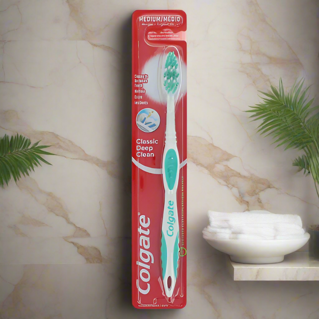 Colgate Classic Deep Clean Toothbrush - Medium Green