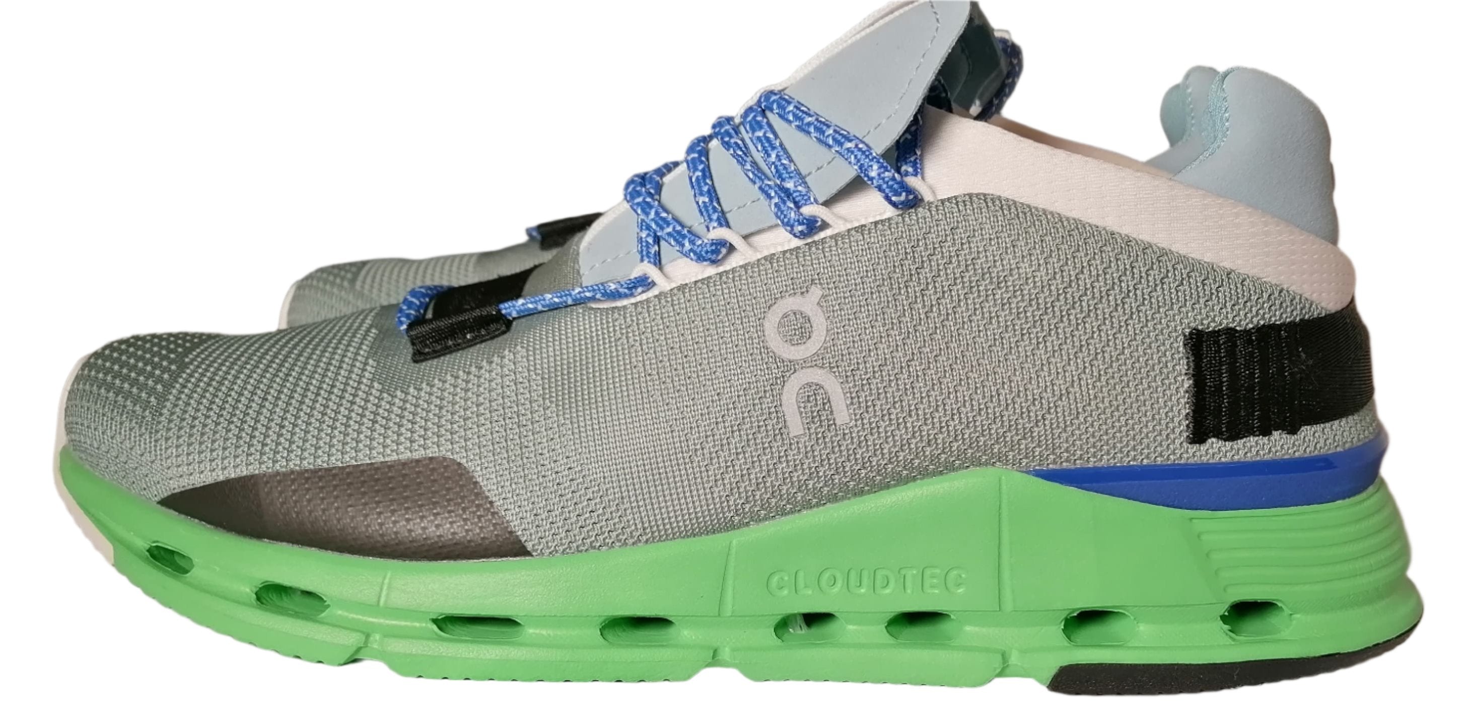 ON Cloudnova Men's Grey & green Sneakers CloudTech