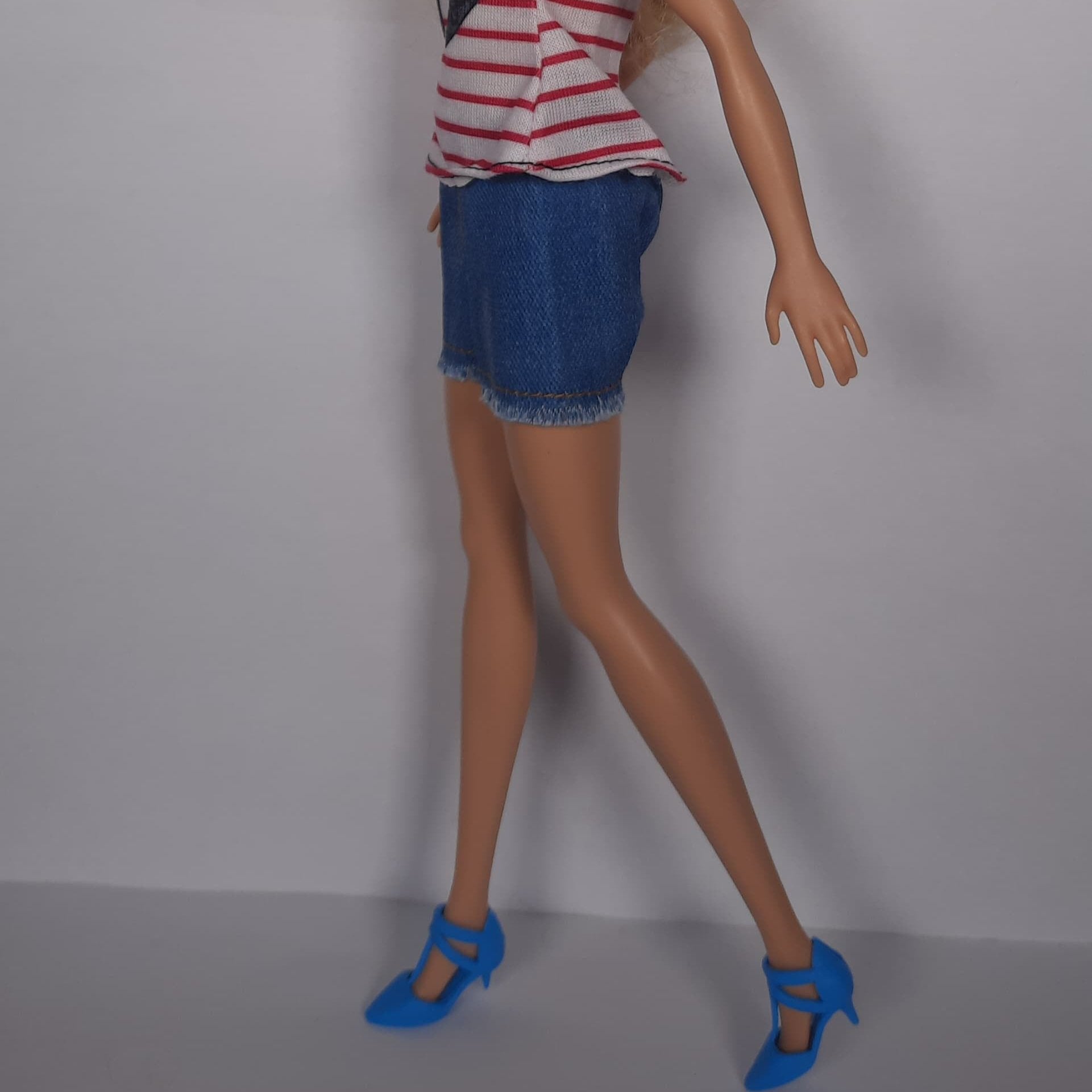 Barbie Doll – Timeless Elegance and Imaginative Play