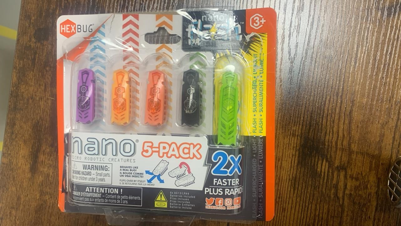 HEXBUG Nano 5 Pack, 4 Nano Bugs with Bonus Flash Nano, Sensory Toys for Kids & Cats with Vibration Technology, STEM Kits & Mini Robot Toy for Kids Ages 3 & Up