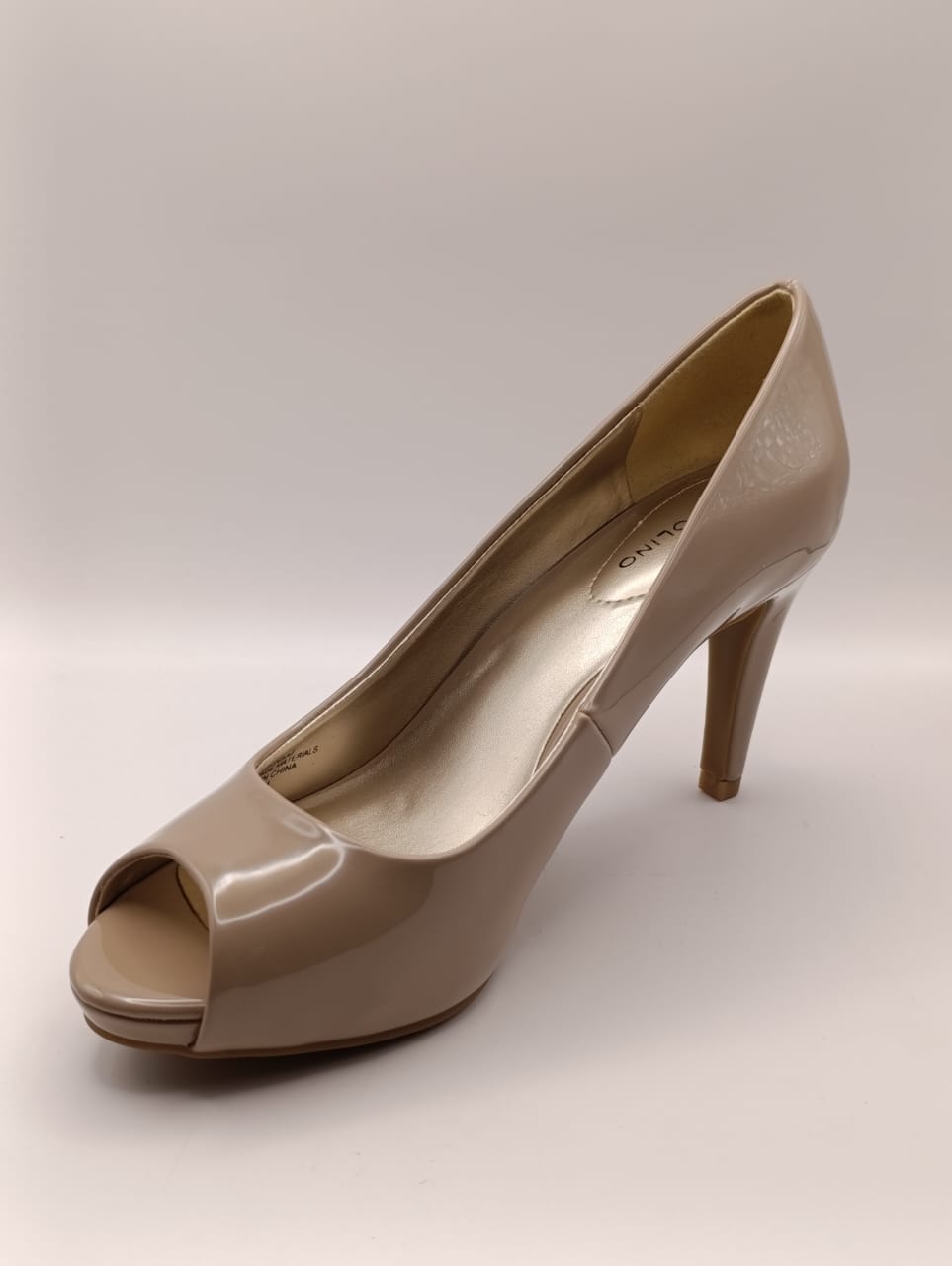 SIZE 40 - Bandolino Women's Rainaa Pump