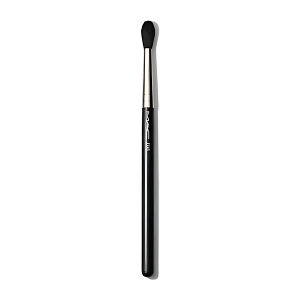 MAC 224S Tapered Blending Brush