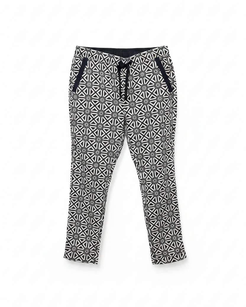 Front view – geometric print pants