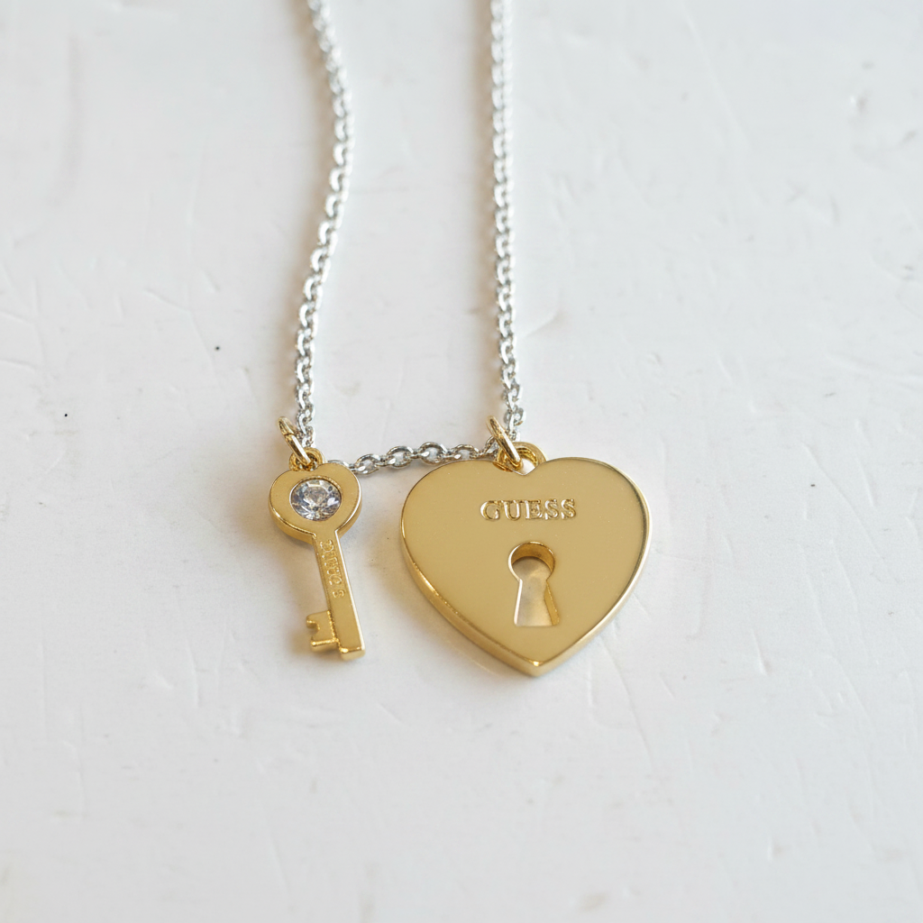 Guess Necklace - Pendant Close-up