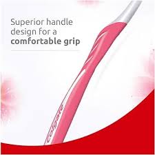 Colgate Toothbrush Sensitive, Pack of 4 Brushes