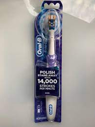 Oral-B Cross Action Power Whitening Electric Toothbrush - Whiten Your Teeth with