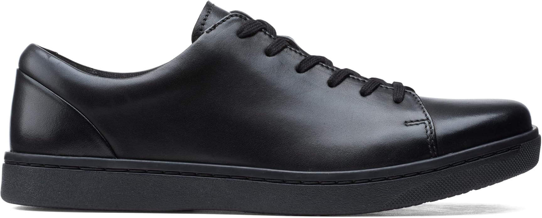 Clarks Men's Kitna Lo Casual Leather Sneakers – Lightweight & Comfortable Everyday Shoe