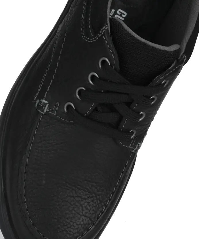 Clarks Cotrell Edge Men’s Black Oily Leather Boots – Casual Ankle Boots with Cushion Comfort and Durable Style