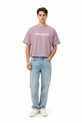 Man wearing Boyfriend T-shirt front
