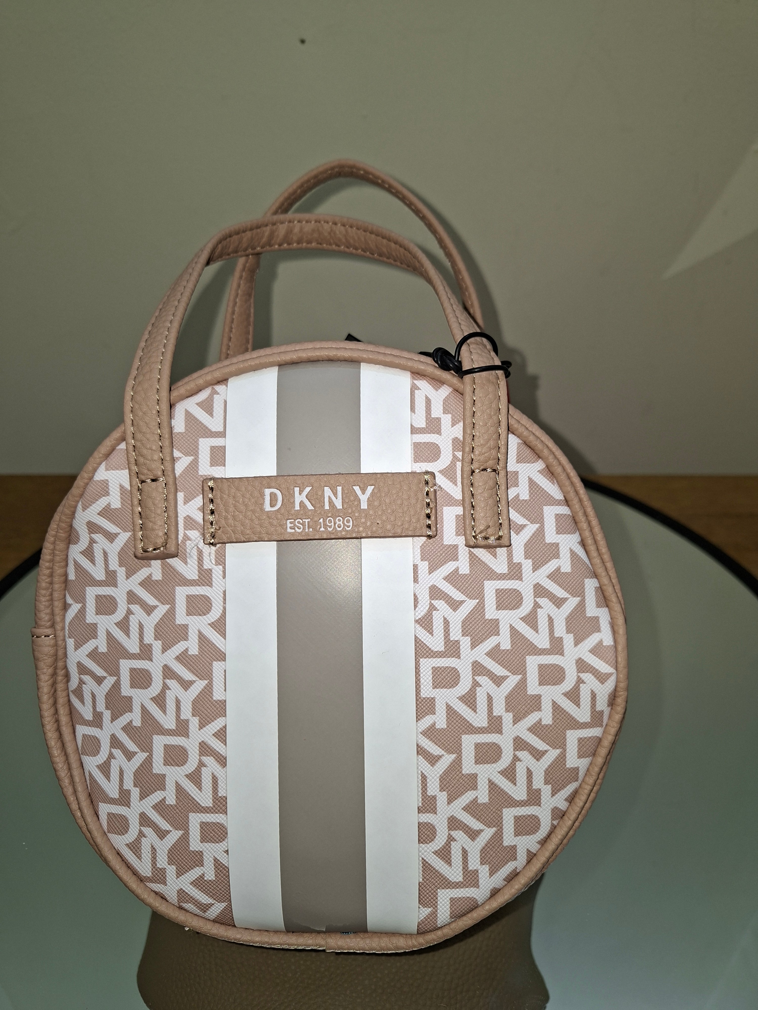 DKNY Signature Stripe Original Circle cosmetic bag LT Toffee optic white stone