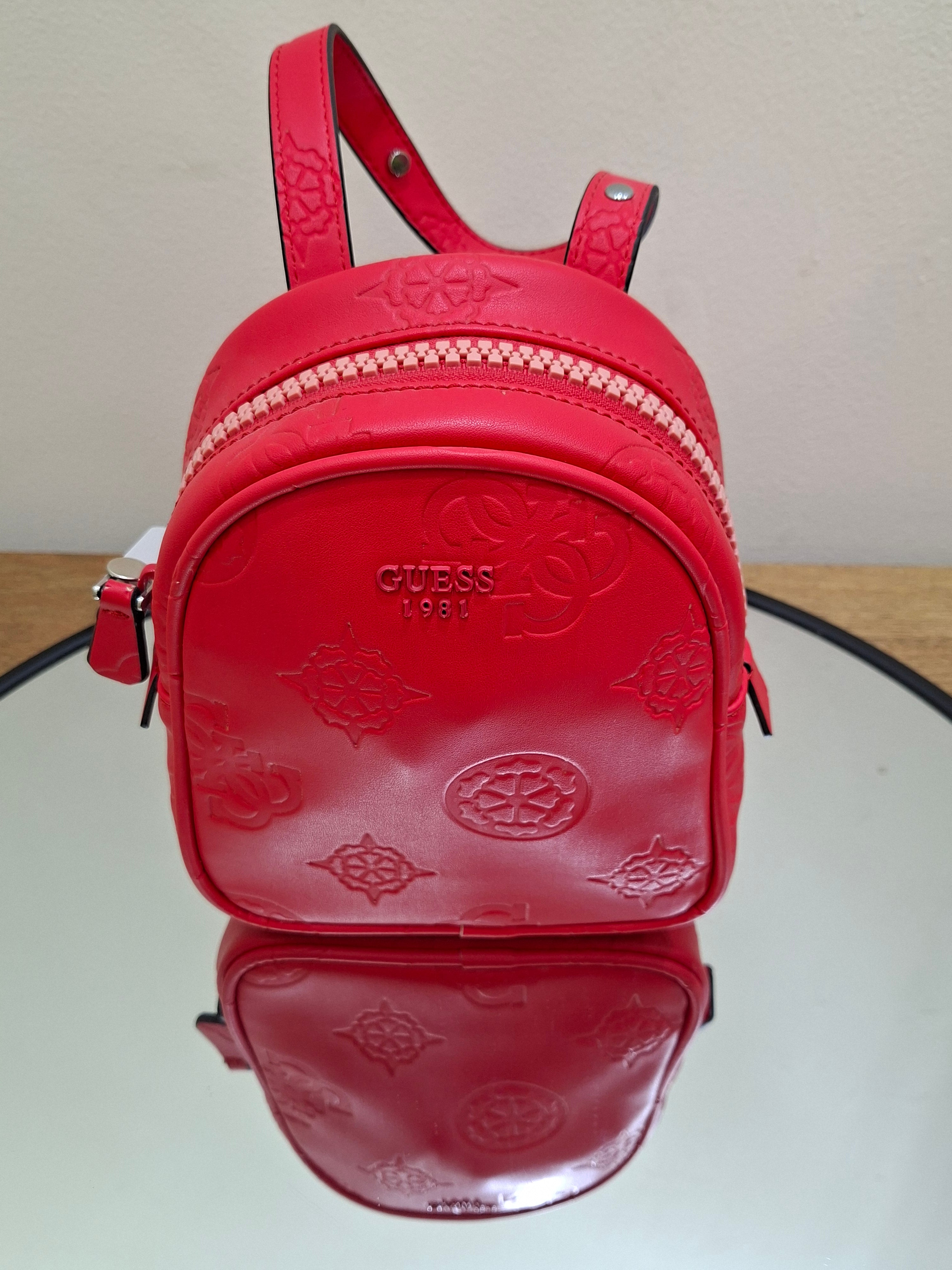 GUESS MINI BAGPACK - RED SY745431