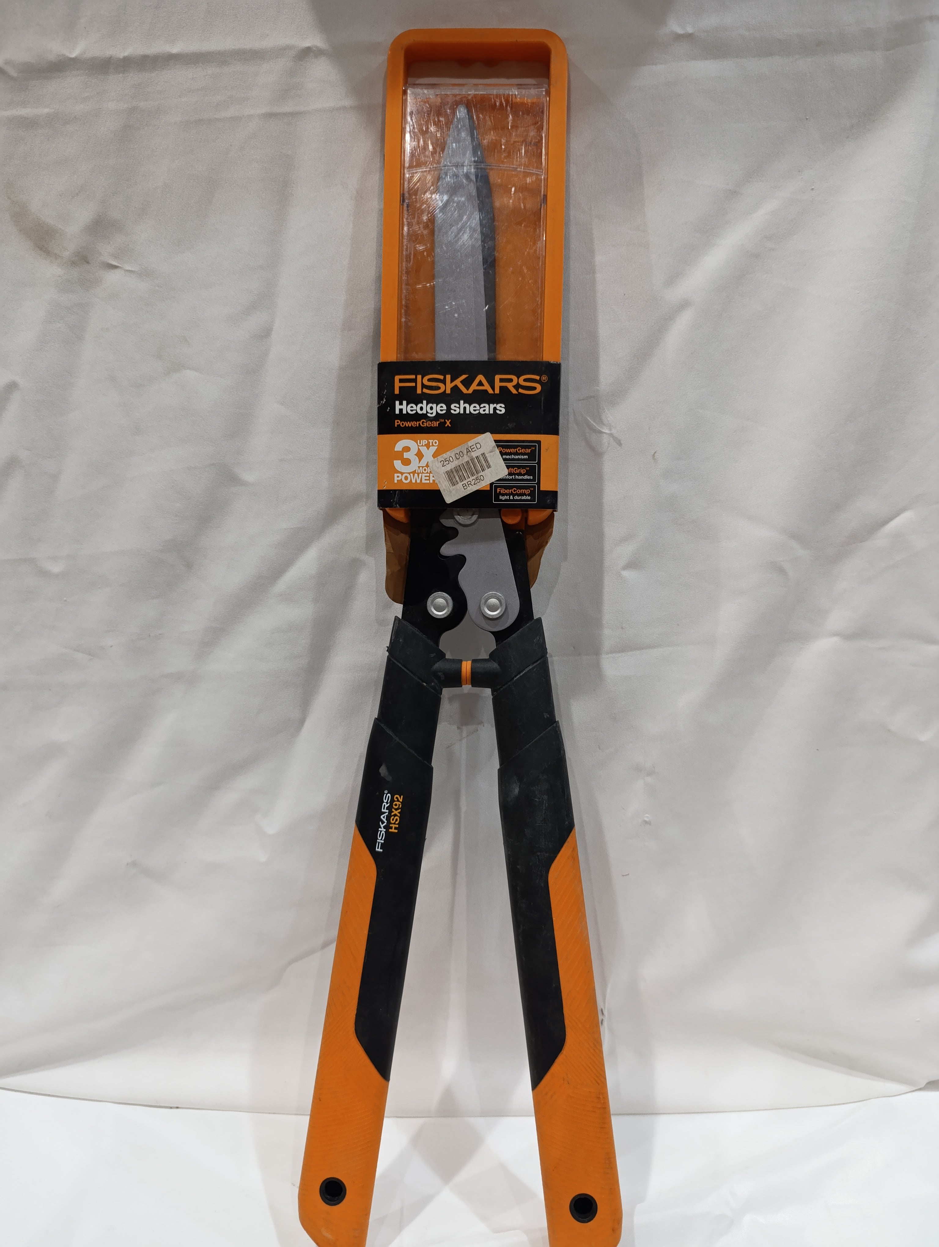 FISKARS HEDGE SHEAR FISKARS POWERGEAR X HSX92