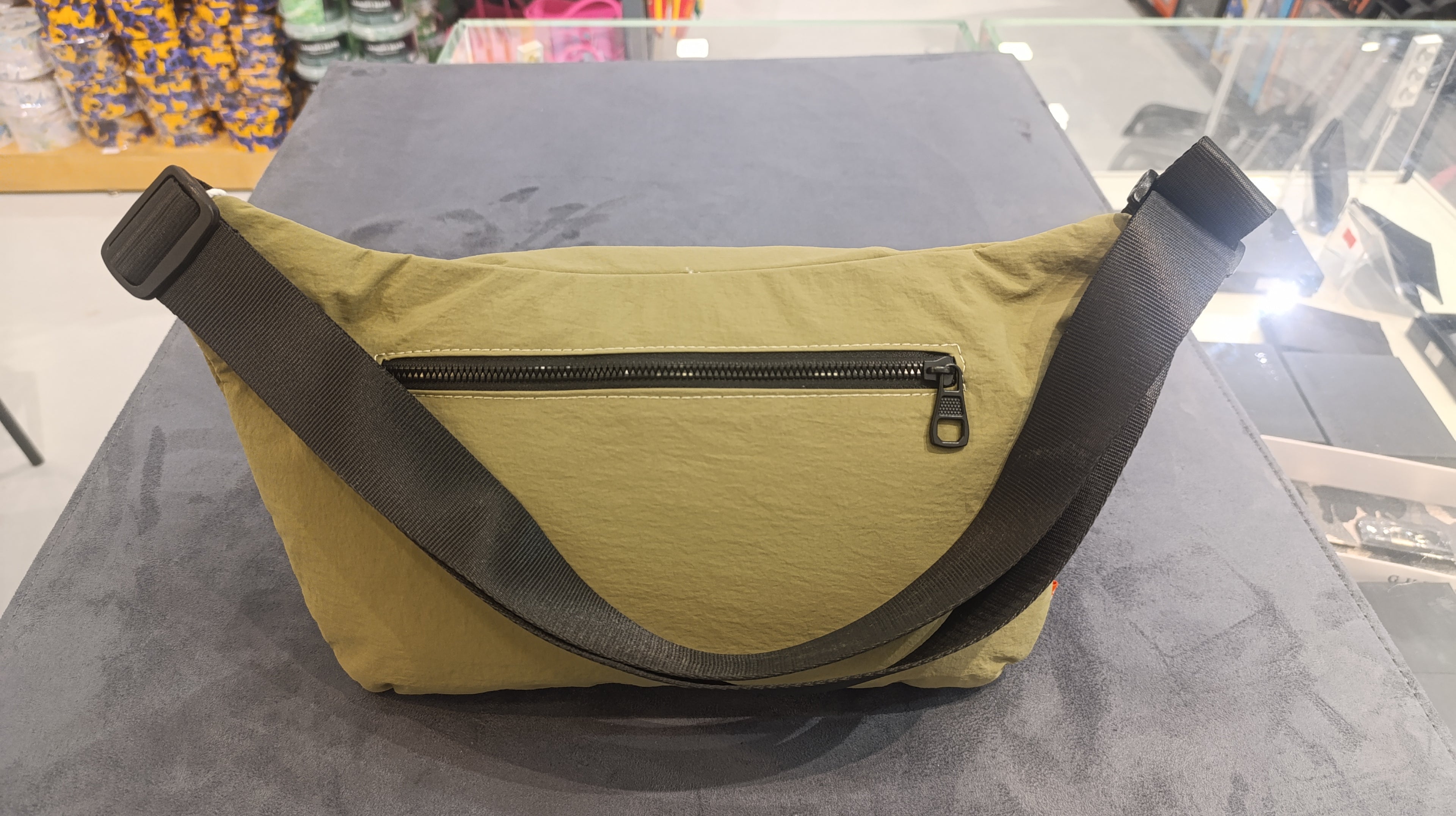 Woman's handbags