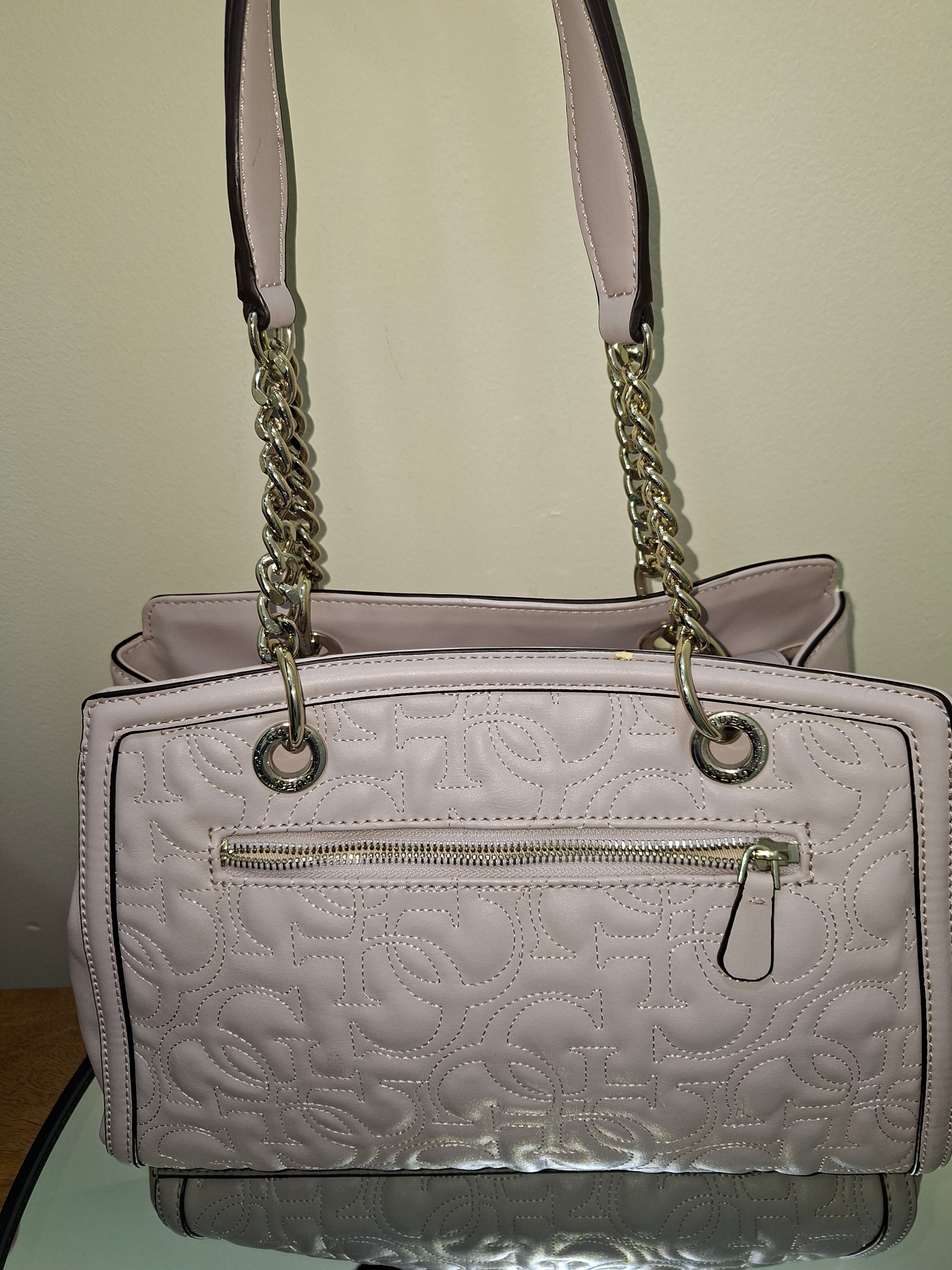 GUESS WOMENS HANDBAG- Tuape
