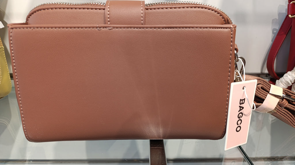 Woman's handbags (BAGCO)