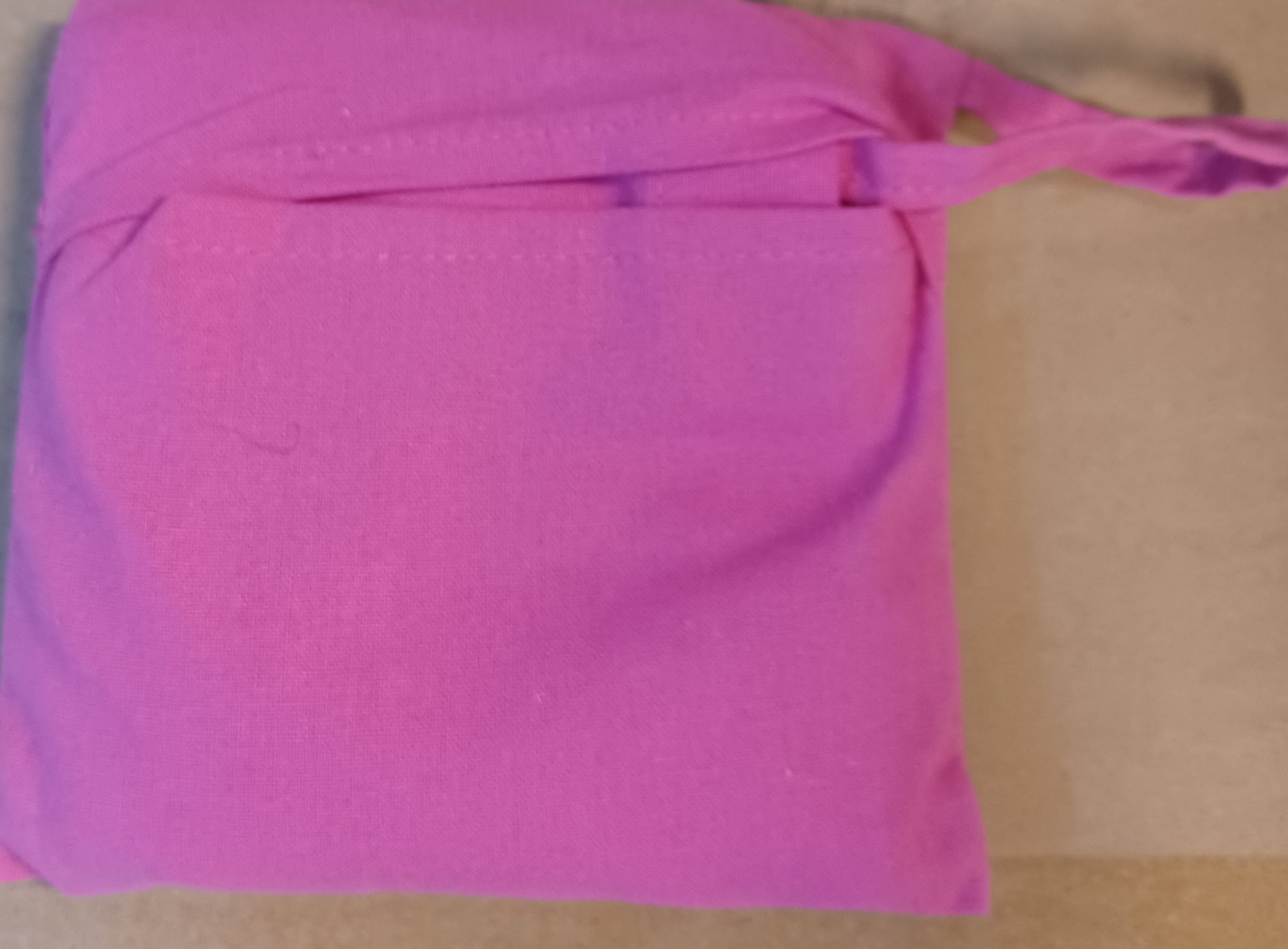 Gloo Collapsible Printed Shoulder Bag Dark Pink