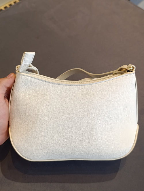 Tommy Hilfiger White Pebble Grain Monogram Shoulder Bag