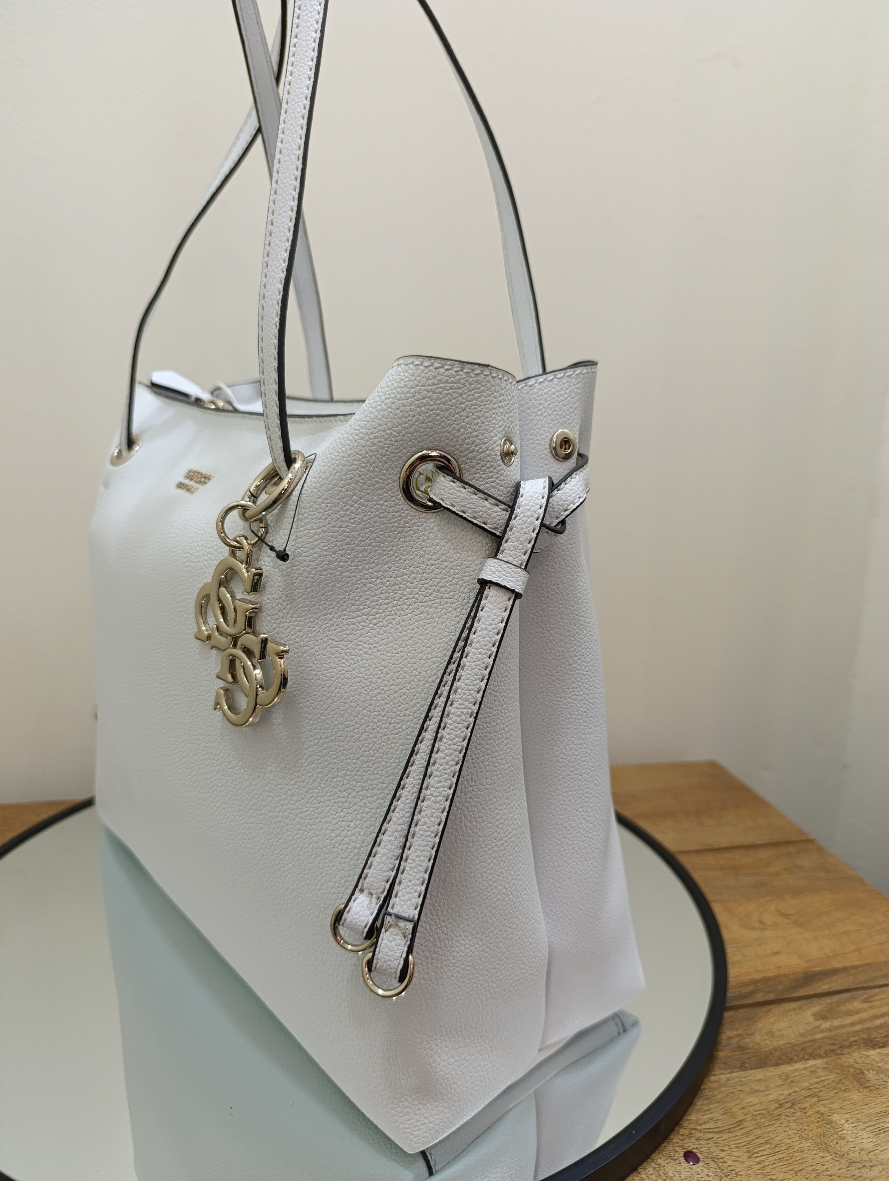 Guess Women's Hand bag - White VG685324