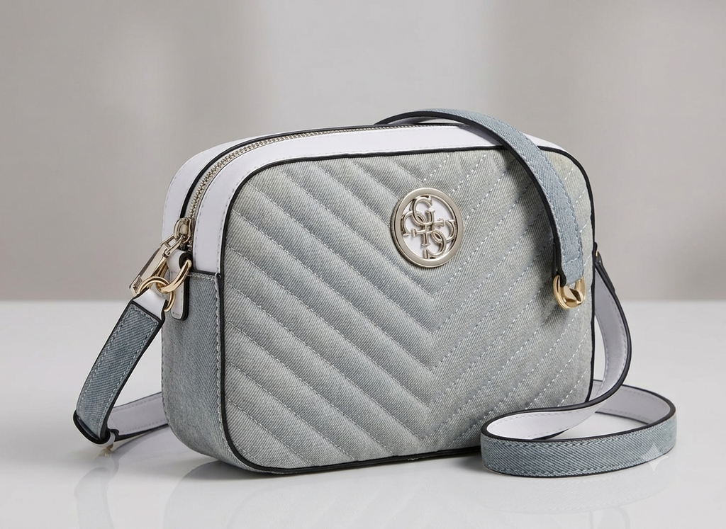 حقيبة نسائية Guess Denim Blakely DG766314