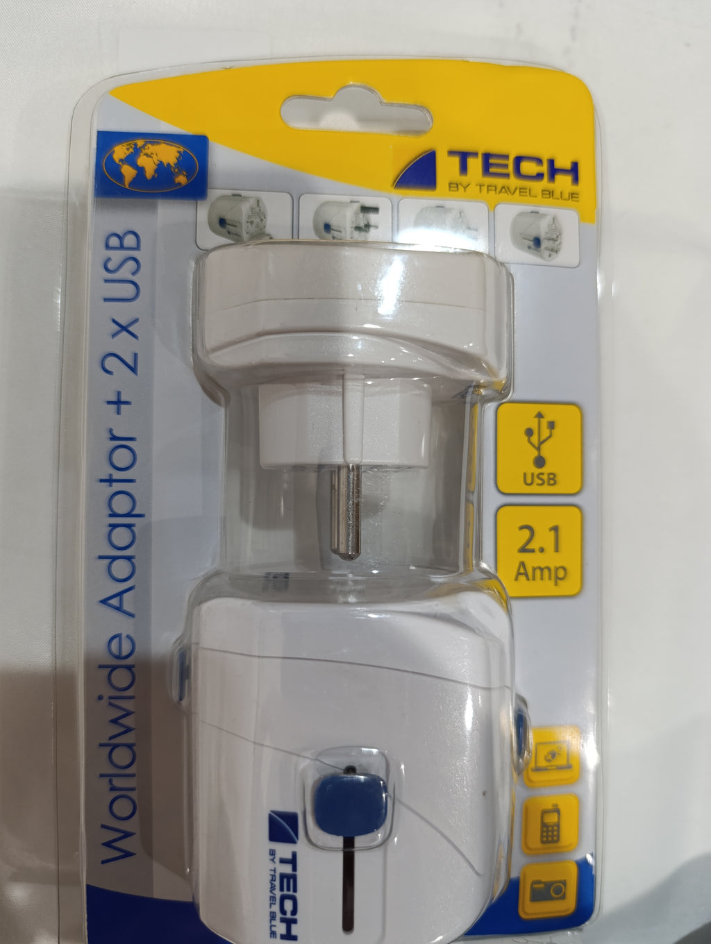 TECH BY TRAVEL BLUE Worldwide Adaptor+2 USB