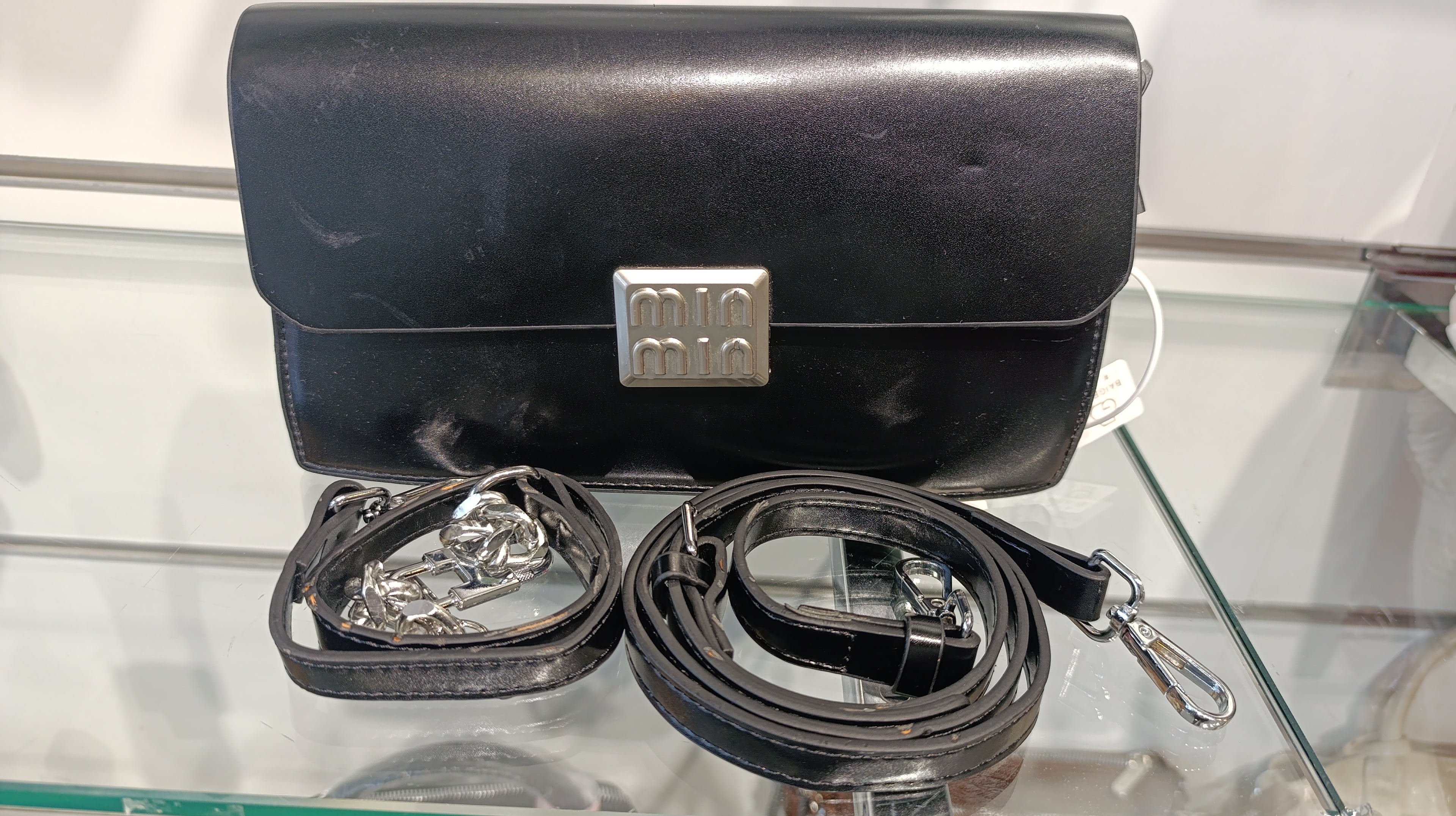 Woman's handbags