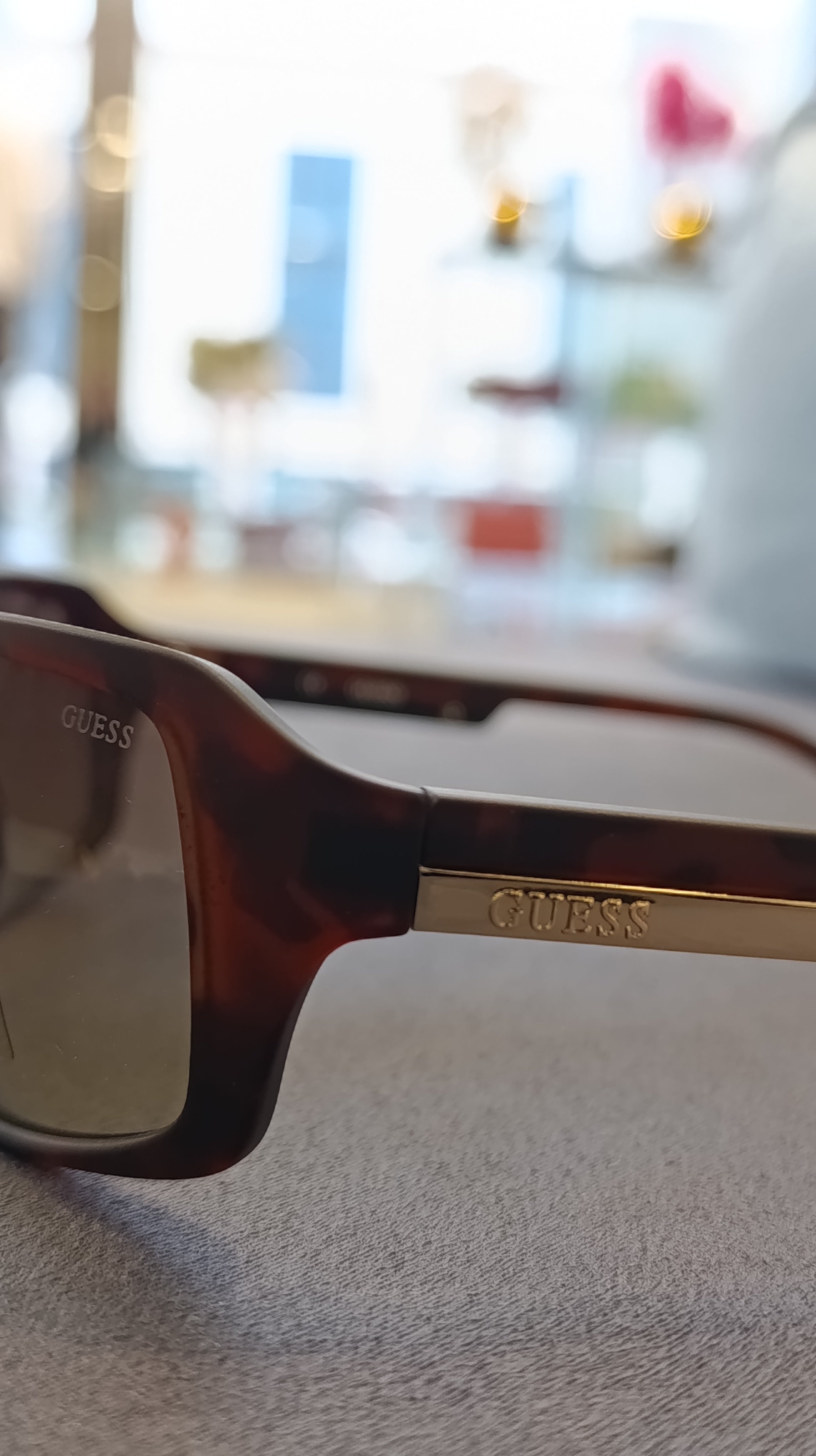 GUESS Men's Rectangular Sunglasses