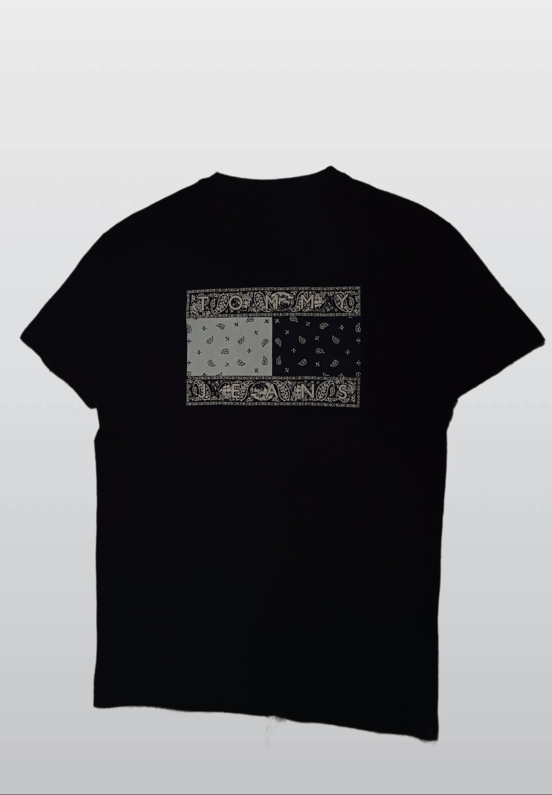 Tommy Jeans Men’s Black Cotton T-Shirt