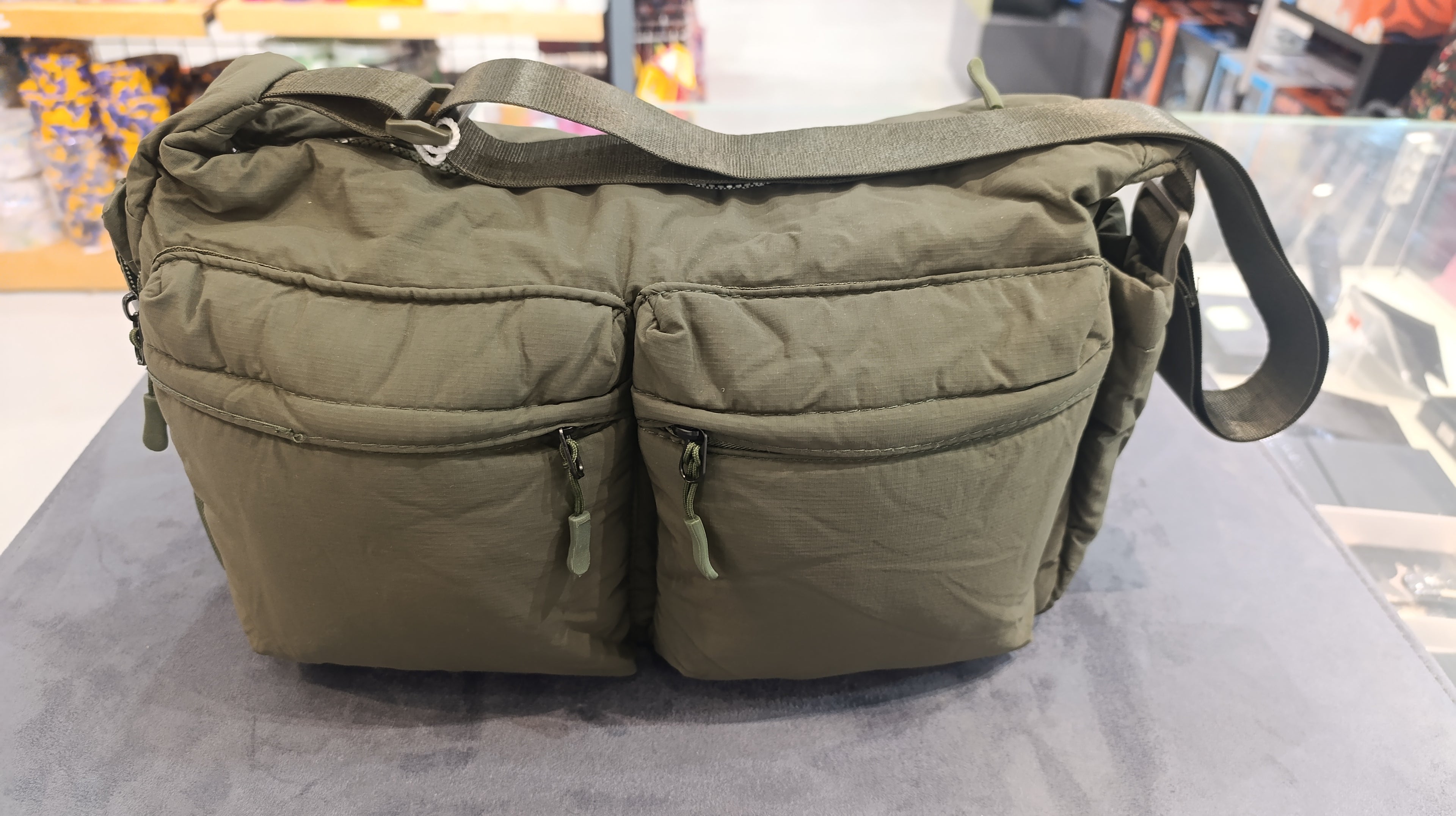 Woman's handbags