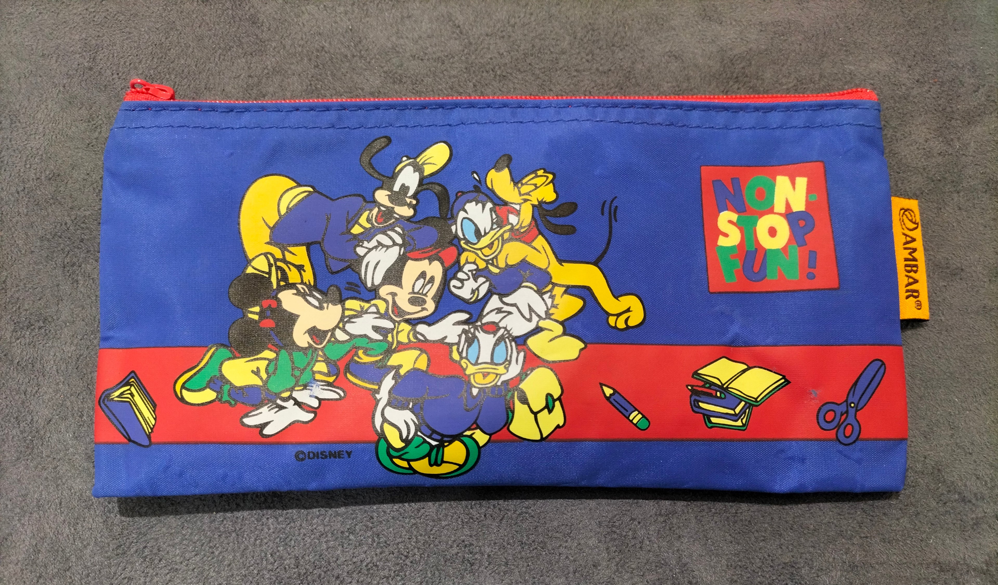 Ambar Bolsa Pencil Case "Non-Stop Fun" Disney