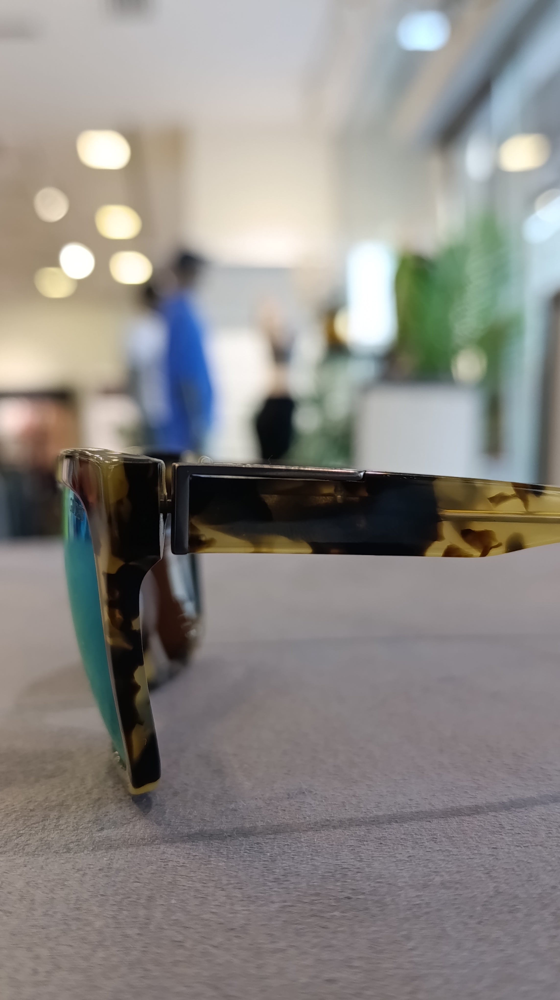 Guess Tortoise Frame Mirrored Sunglasses