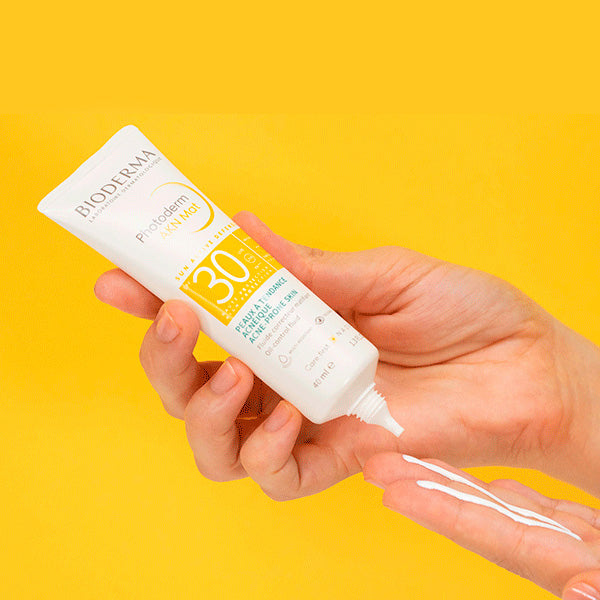 Bioderma Photoderm AKN Mat SPF 30 (40 ml)