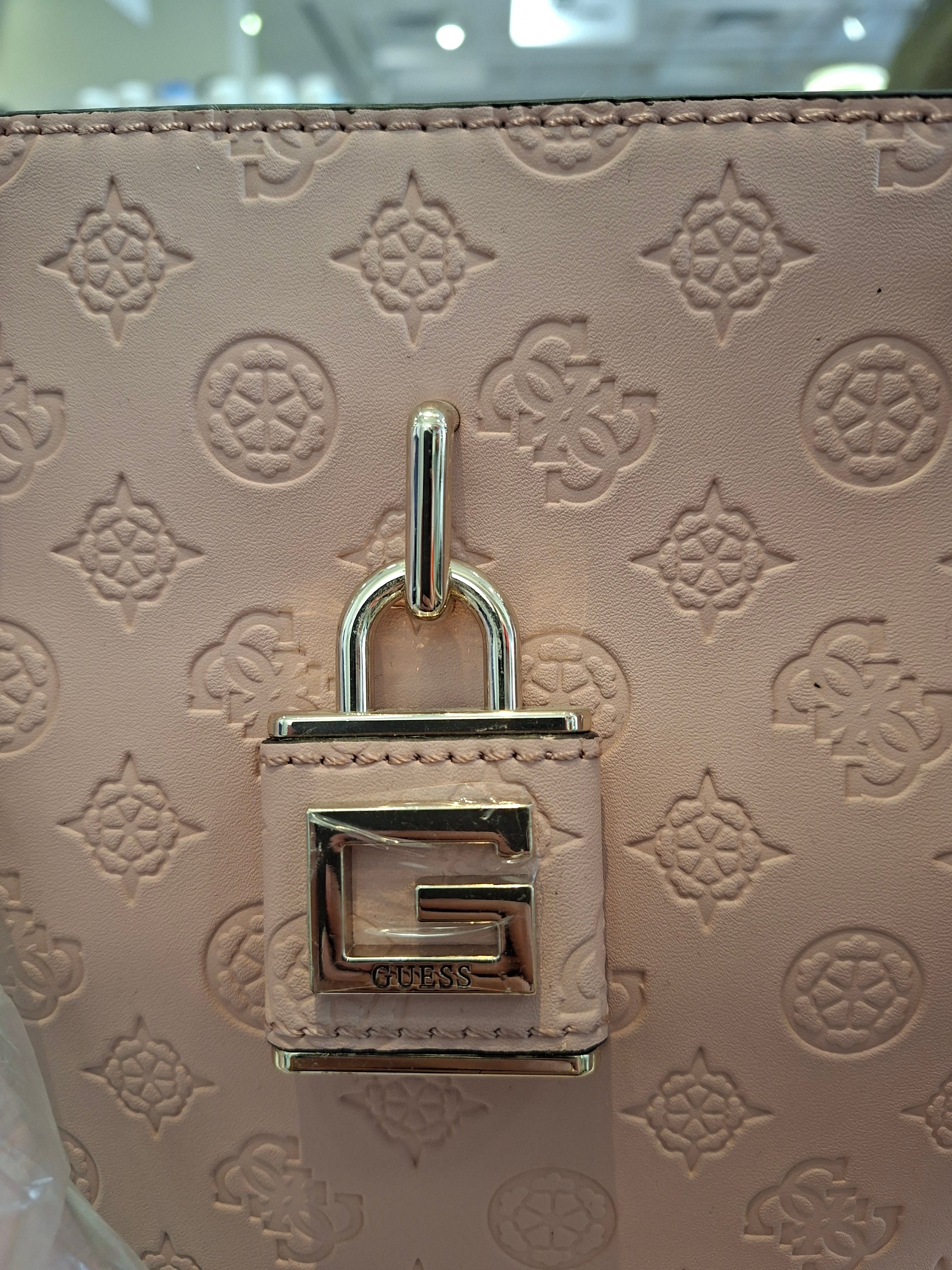GUESS WOMENS HANDBAG ROSE  PI669123