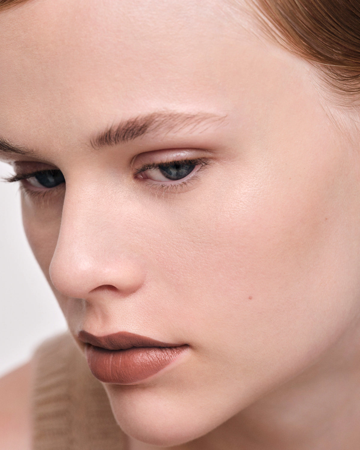 Prada Monochrome Hyper Matte lipstick B01 ARGILE