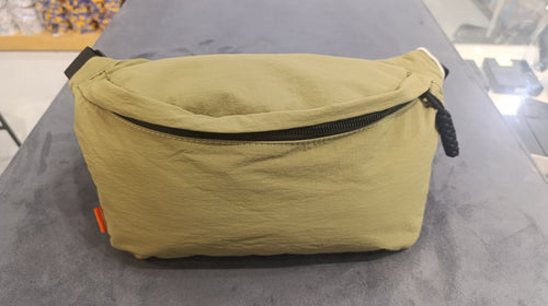 Woman's handbags