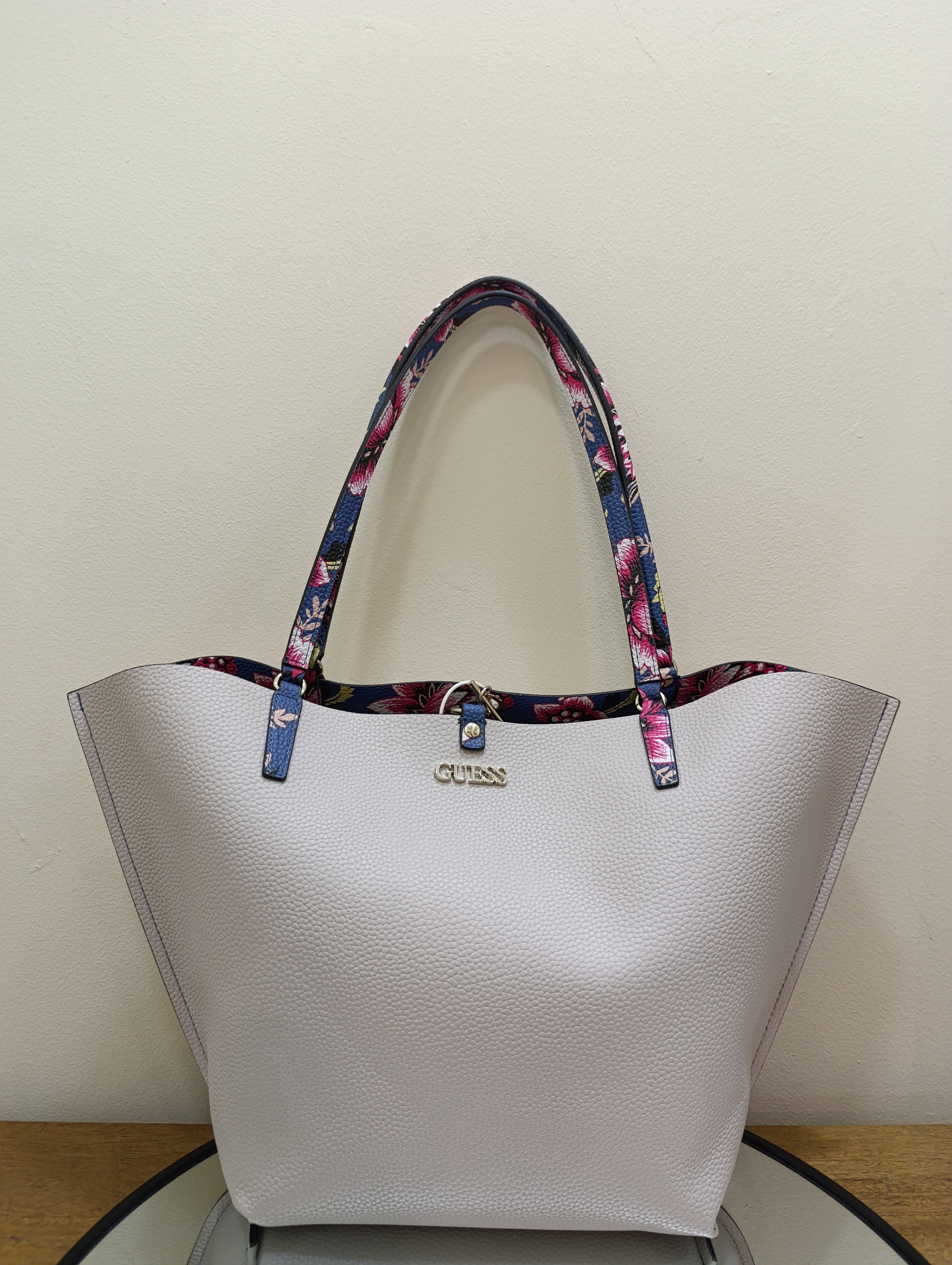 Guess Women's Hand bag - Floral Stone FL745523