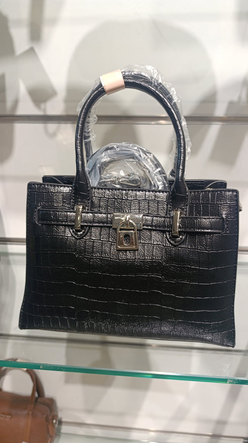 Woman's handbags -BAGCO