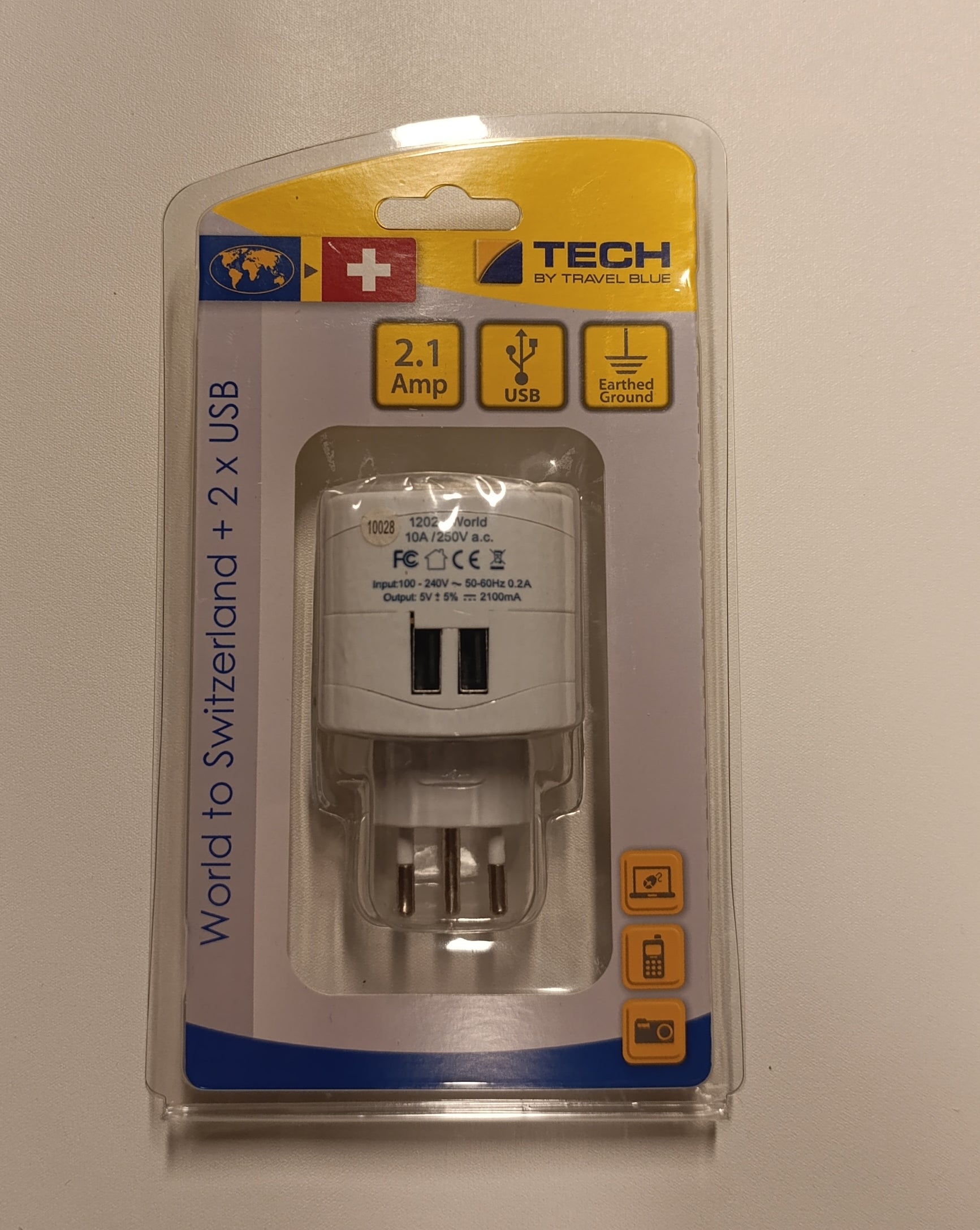 Tech by travel blue world to Switzerland +2×usb