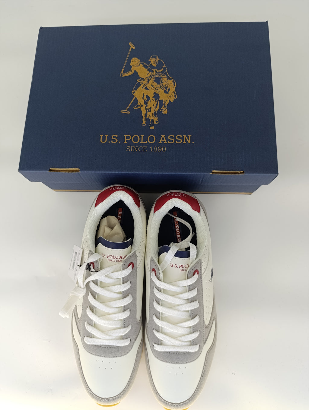 U.S POLO ASSN SINCE 1890 / WHITE COLOR