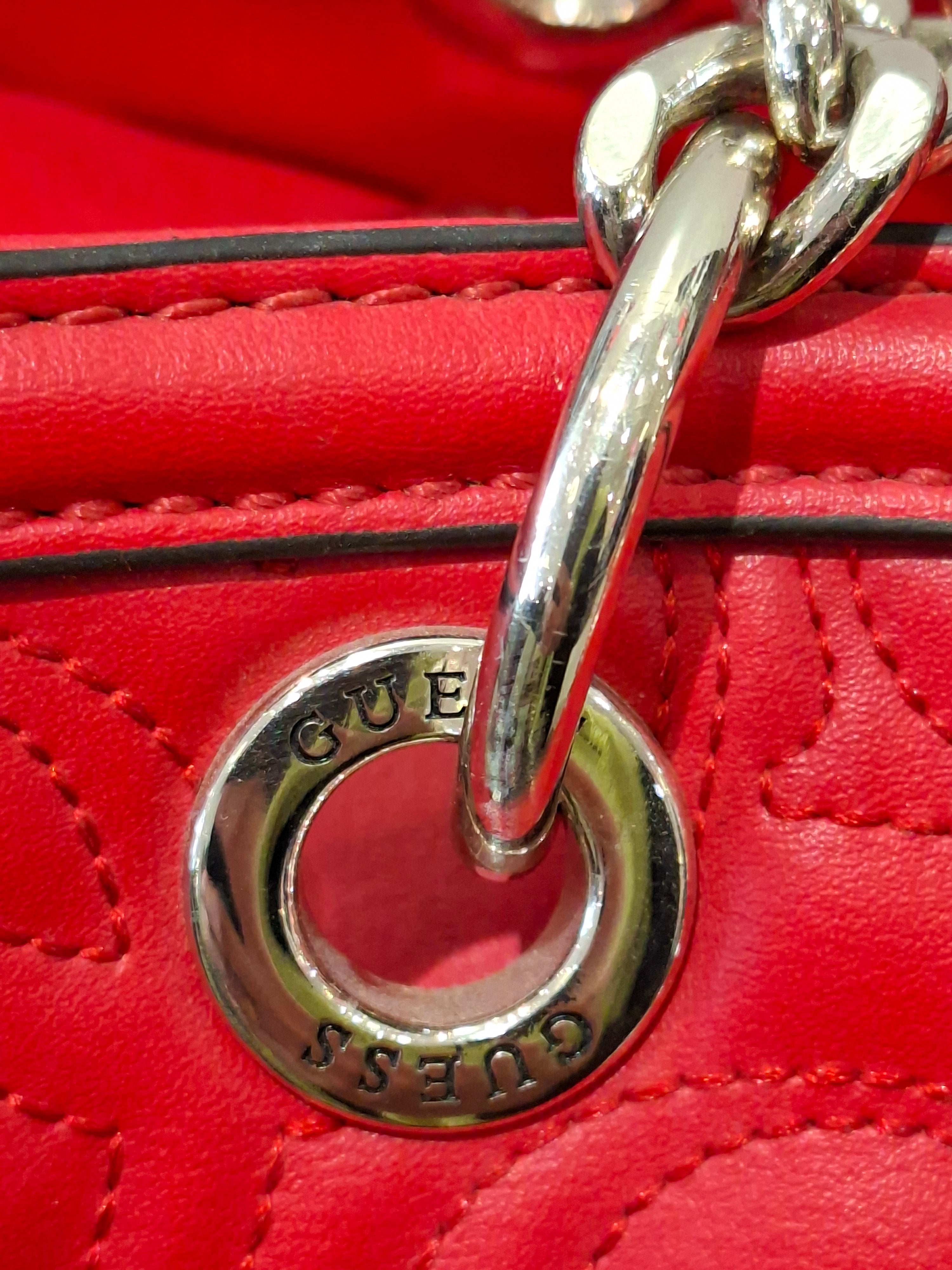 GUESS WOMENS HANDBAG RED VG747509