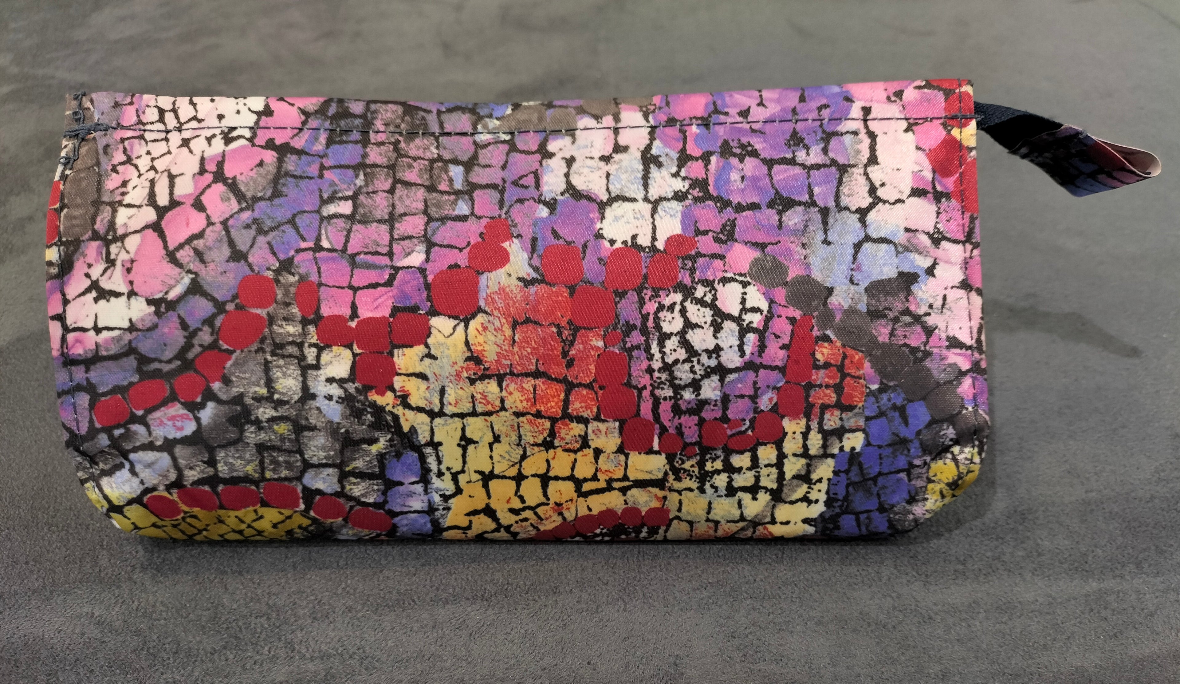 Zippered Cosmetic Pouch with Multicolored Mosaic Pattern (Purple)