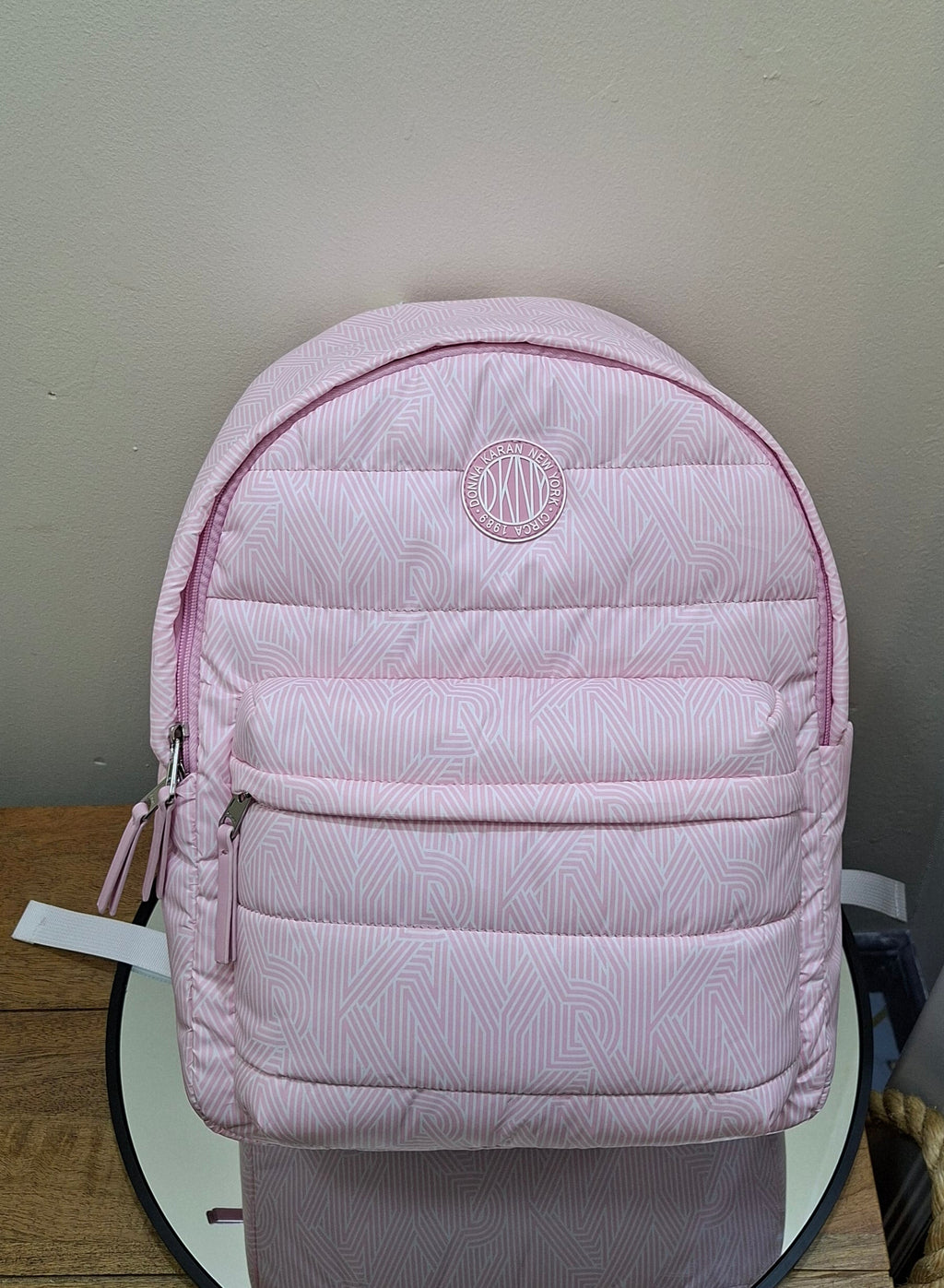 DKNY Crosswalks Laptop Backpack - Rosey - Business Travel Laptop Bag Backpack Teens, Unisex Large Capacity Daypack with Padded Polyester 
DO980CW4