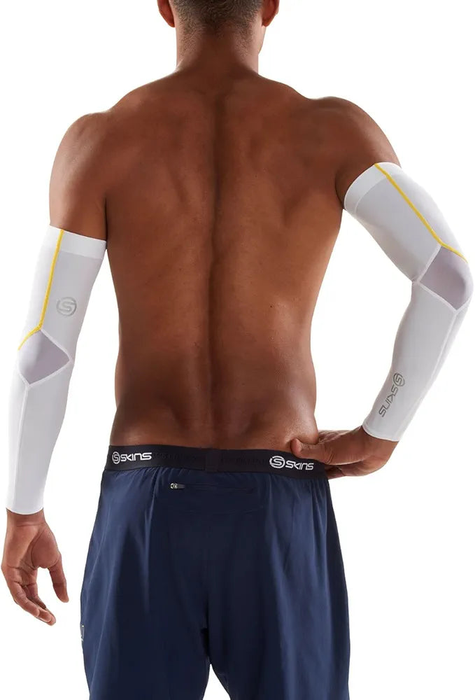SKINS ESSENTIALS Unisex Seelves  WITH / S