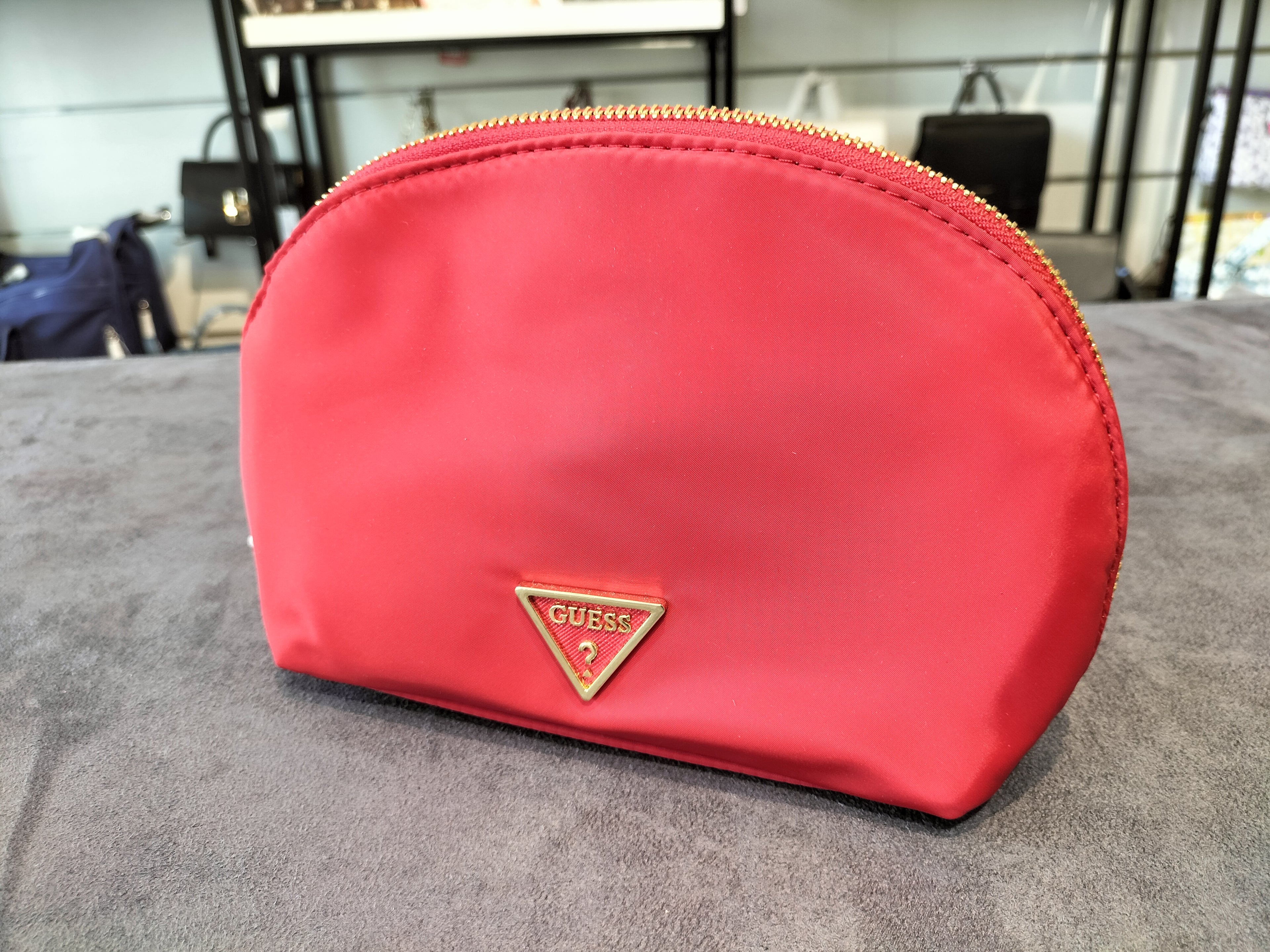Guess Red Dome Cosmetic Pouch - PWDIDIP8307 - RED