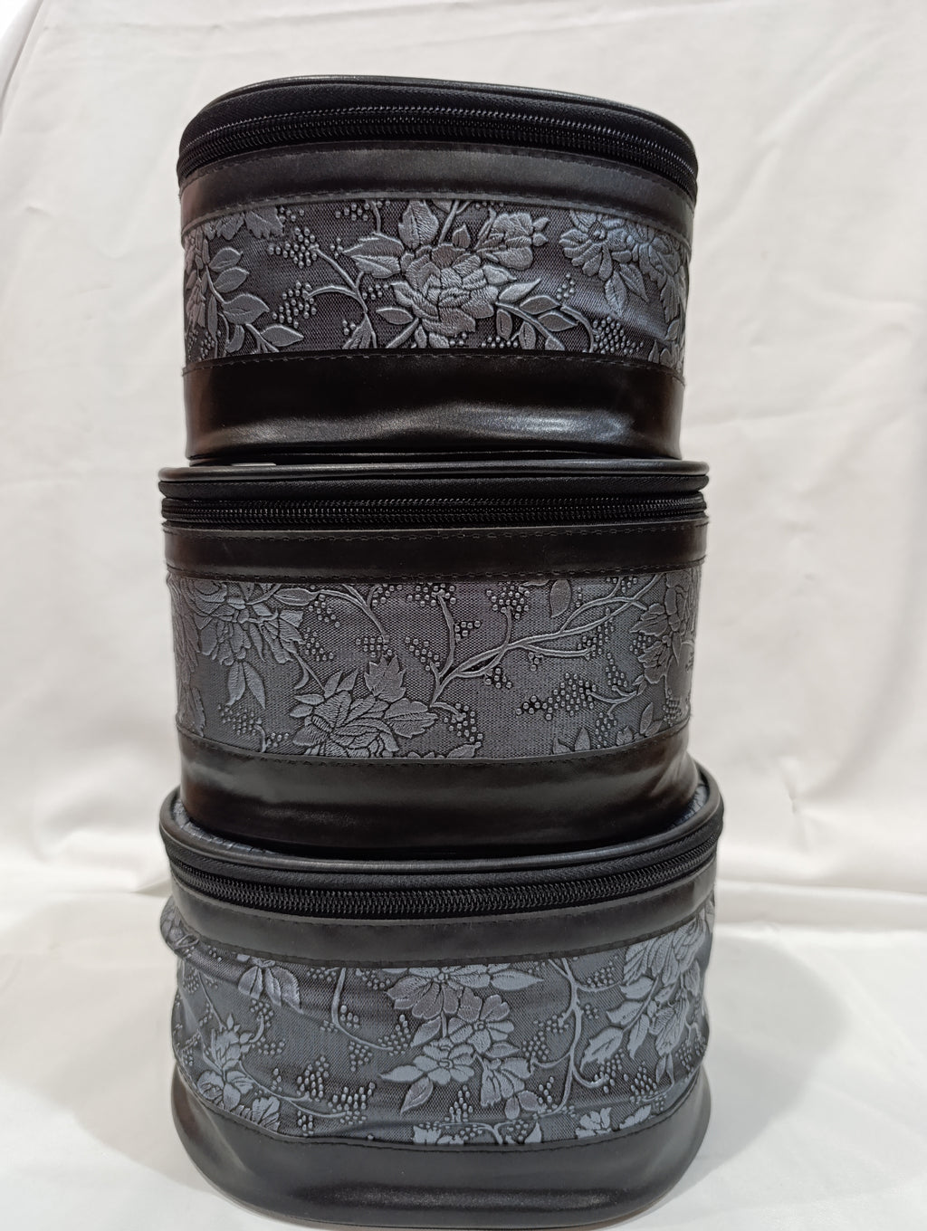 Makeup bag set