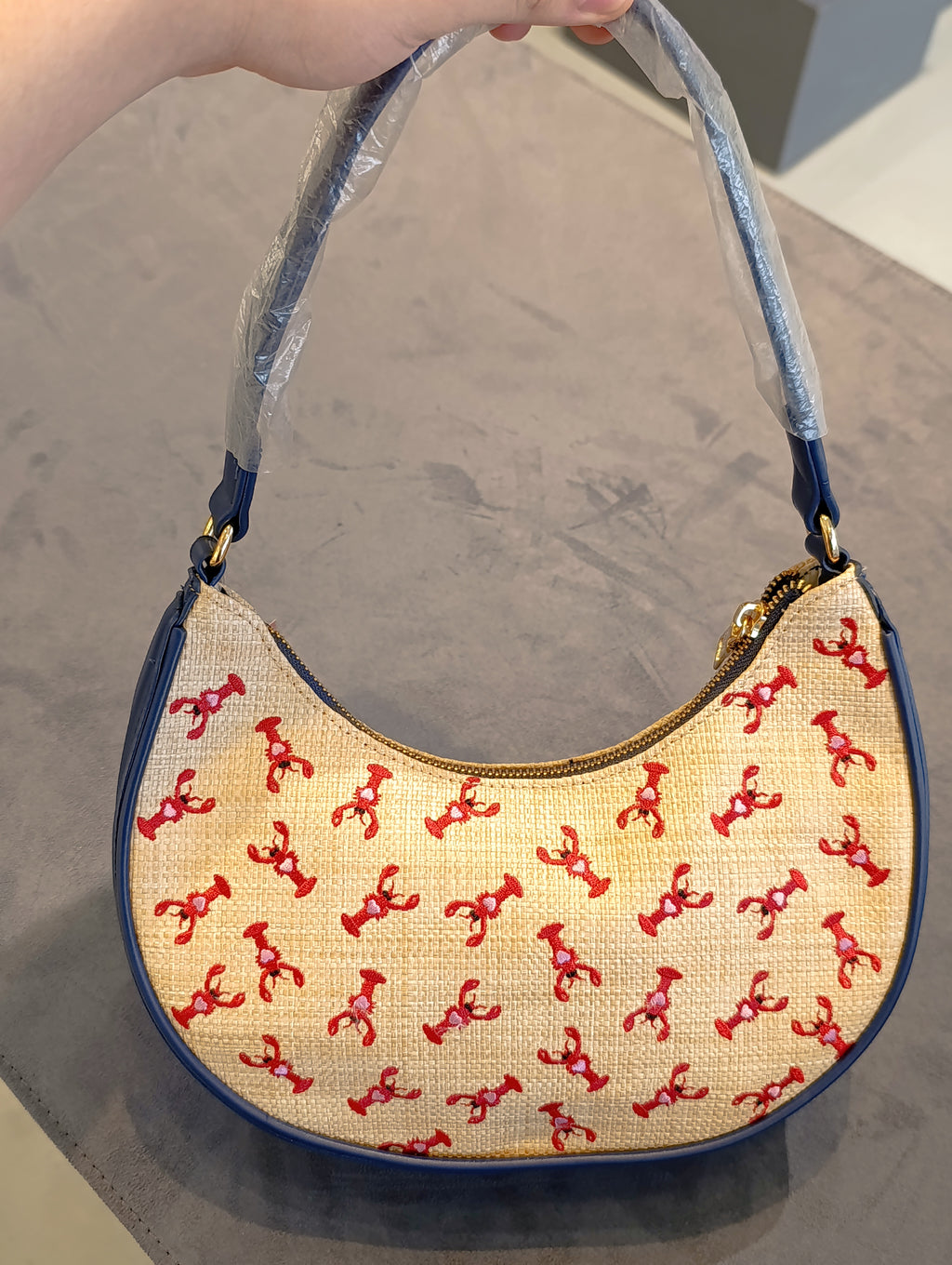 XOX Embroidered Lobster Woven Straw Shoulder Bag