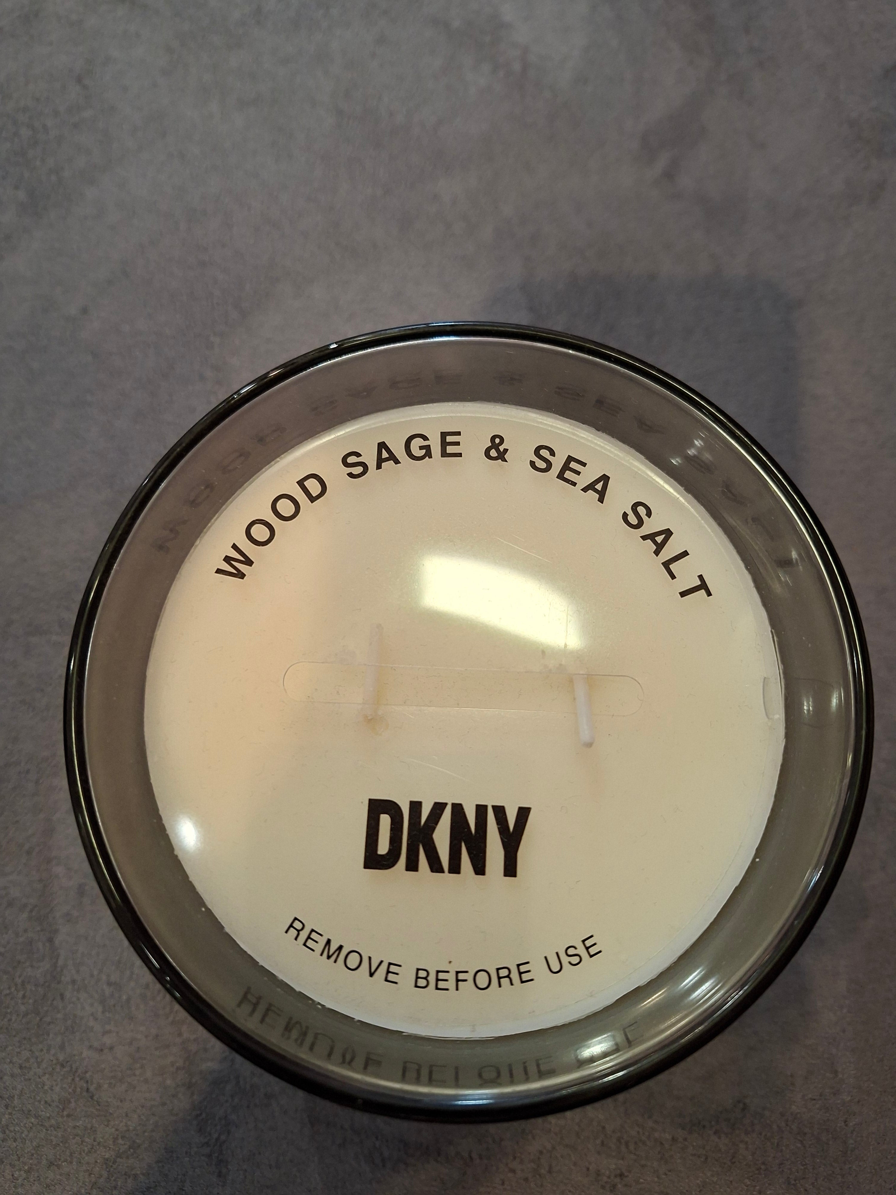 DKNY Woods Sage & Sea Salt Scented Candle- Grey 224DCD44