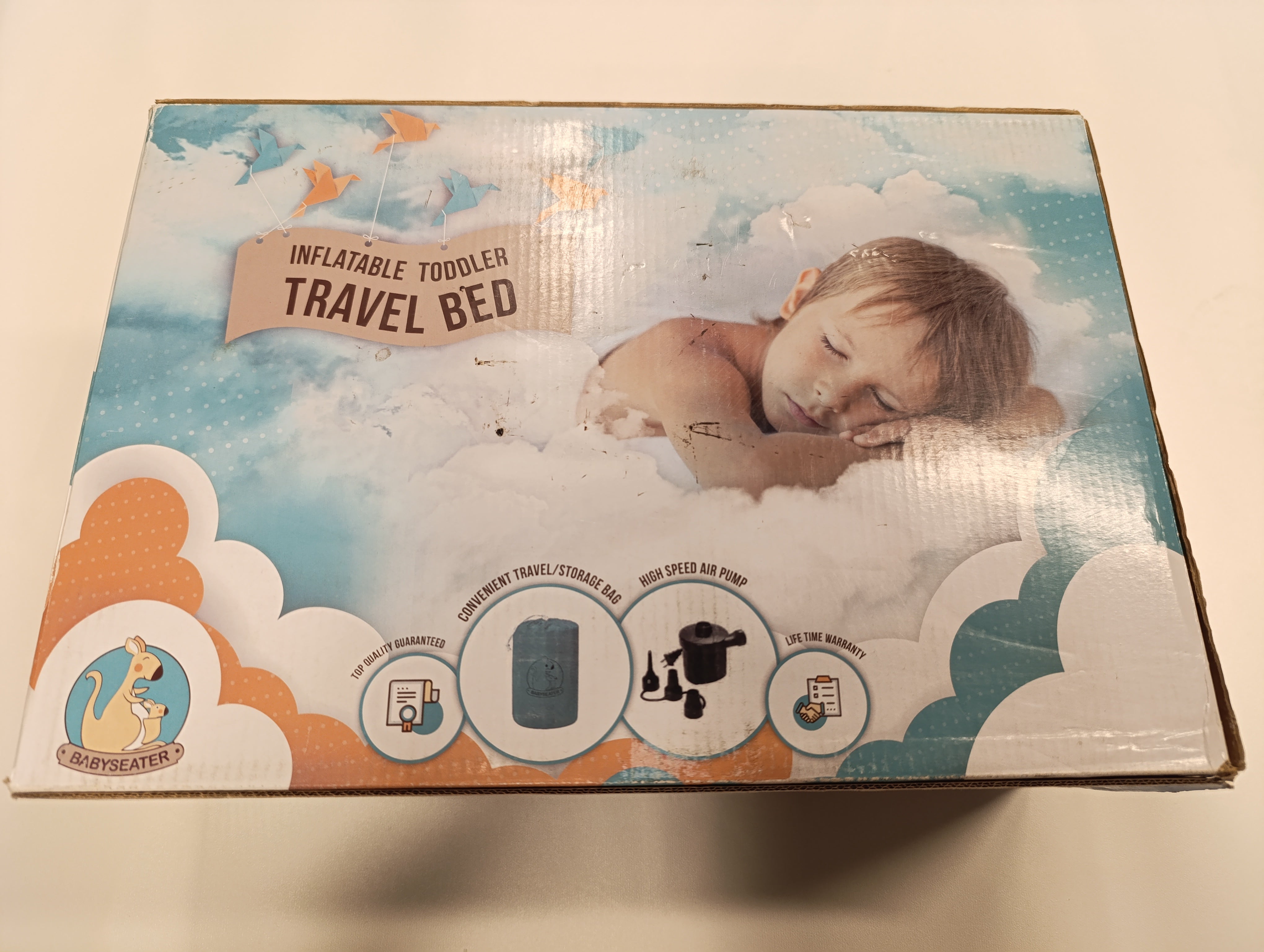 Inflatable toddler travel bed