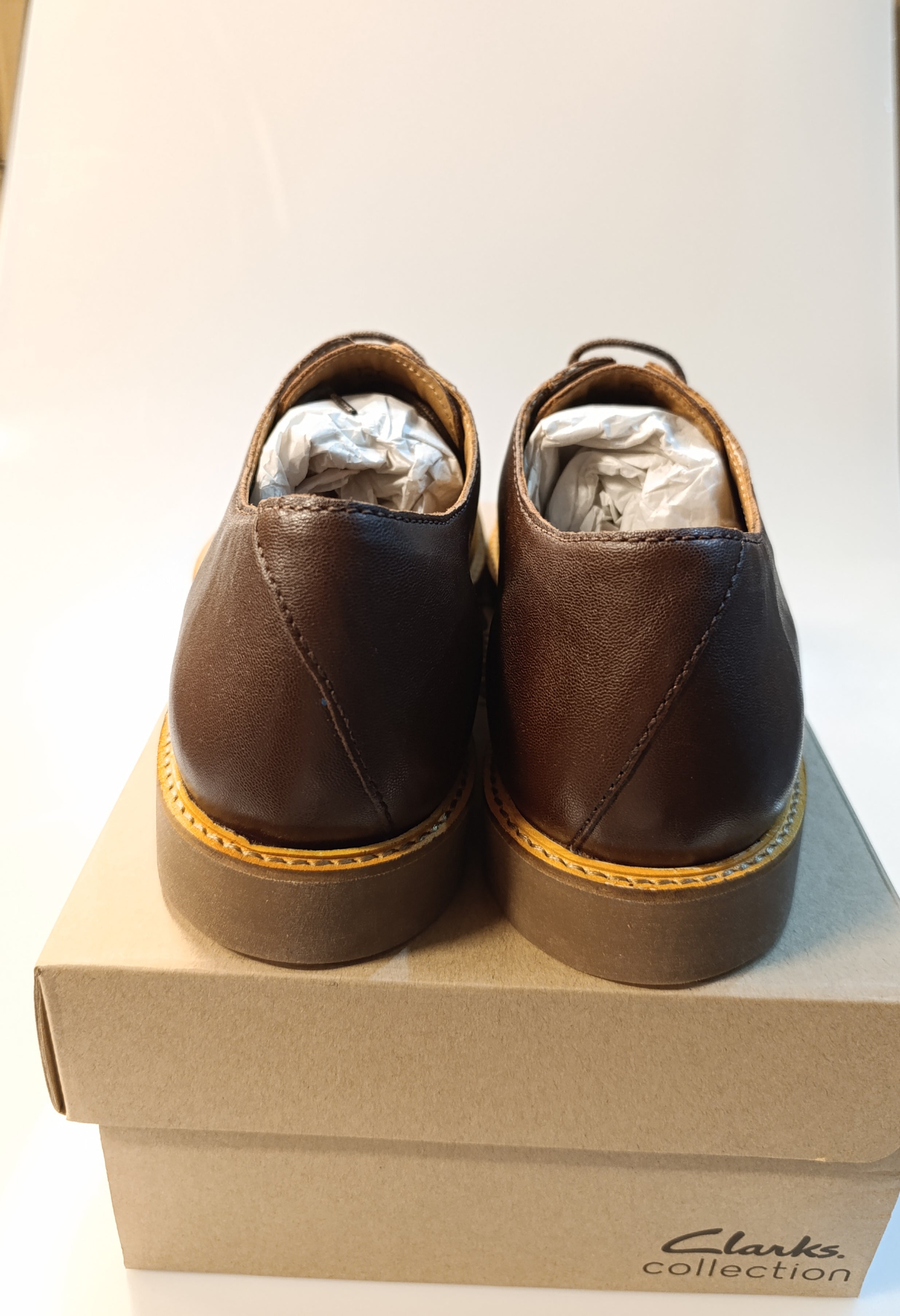Clarks Atticus Limit Men's Leather Chukka Boots – Classic Lace-Up Ankle Boots for Casual & Dress Wear